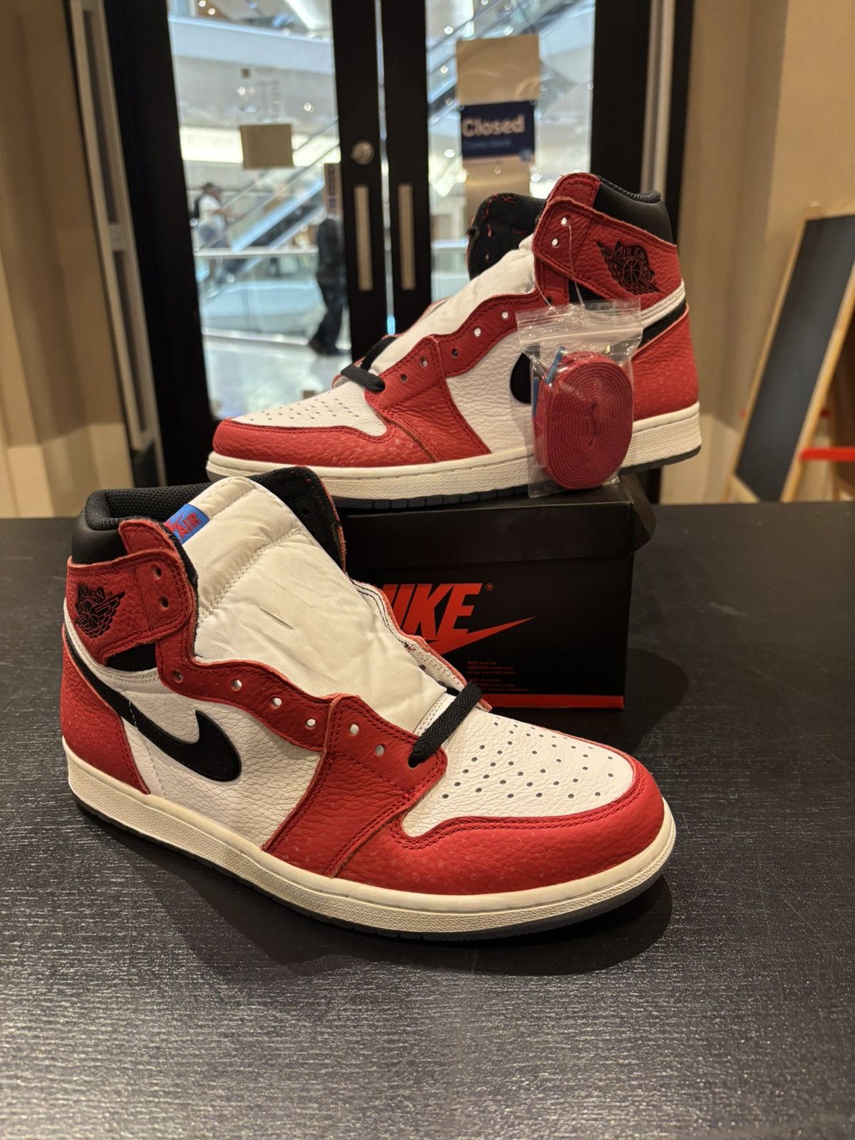 Jordan 1 Retro High ‘Spider Man Origin Story’