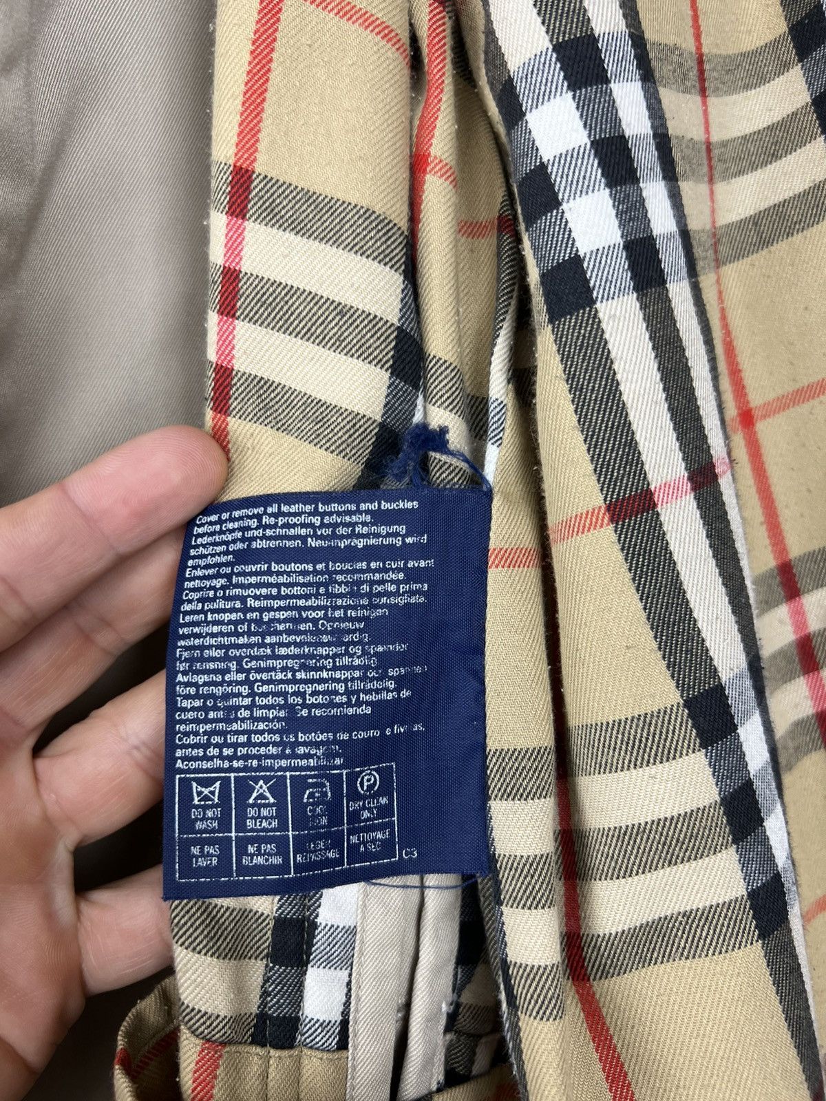 Burberry Burberry's London Vintage Nova Cheak Trench UK 12 EU40 US8 Size M / US 6-8 / IT 42-44 - 10 Thumbnail