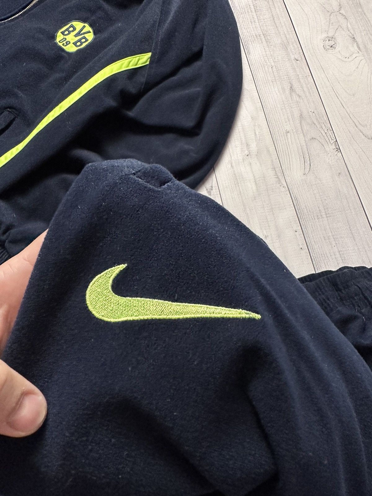 Nike × Vintage Vintage Nike Borussia Dortmund soccer tracksuit size M rare Size US M / EU 48-50 / 2 - 11 Thumbnail