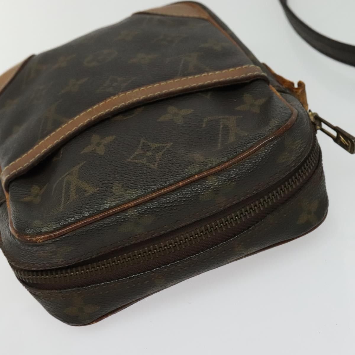 Louis Vuitton LOUIS VUITTON Monogram Danube Shoulder Bag M45266 Size ONE SIZE - 5 Thumbnail