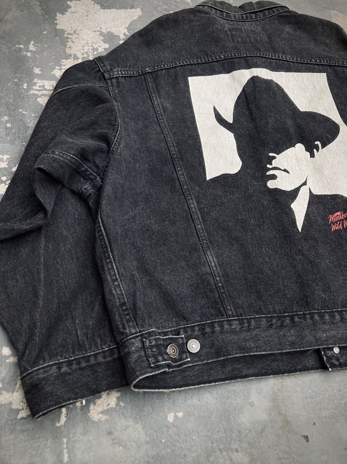 Marlboro Vintage Marlboro Man Denim Trucker Jacket Size US XL / EU 56 / 4 - 11 Thumbnail