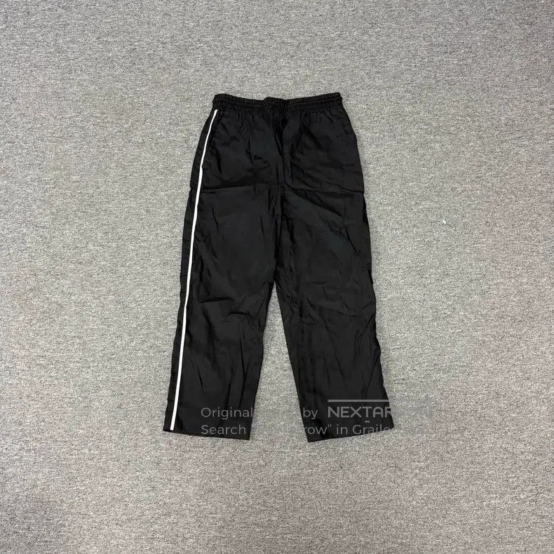 Prada Prada Side stripes, triangle mark, nylon trousers Size 25" / US 0 / IT 36 - 2 Thumbnail