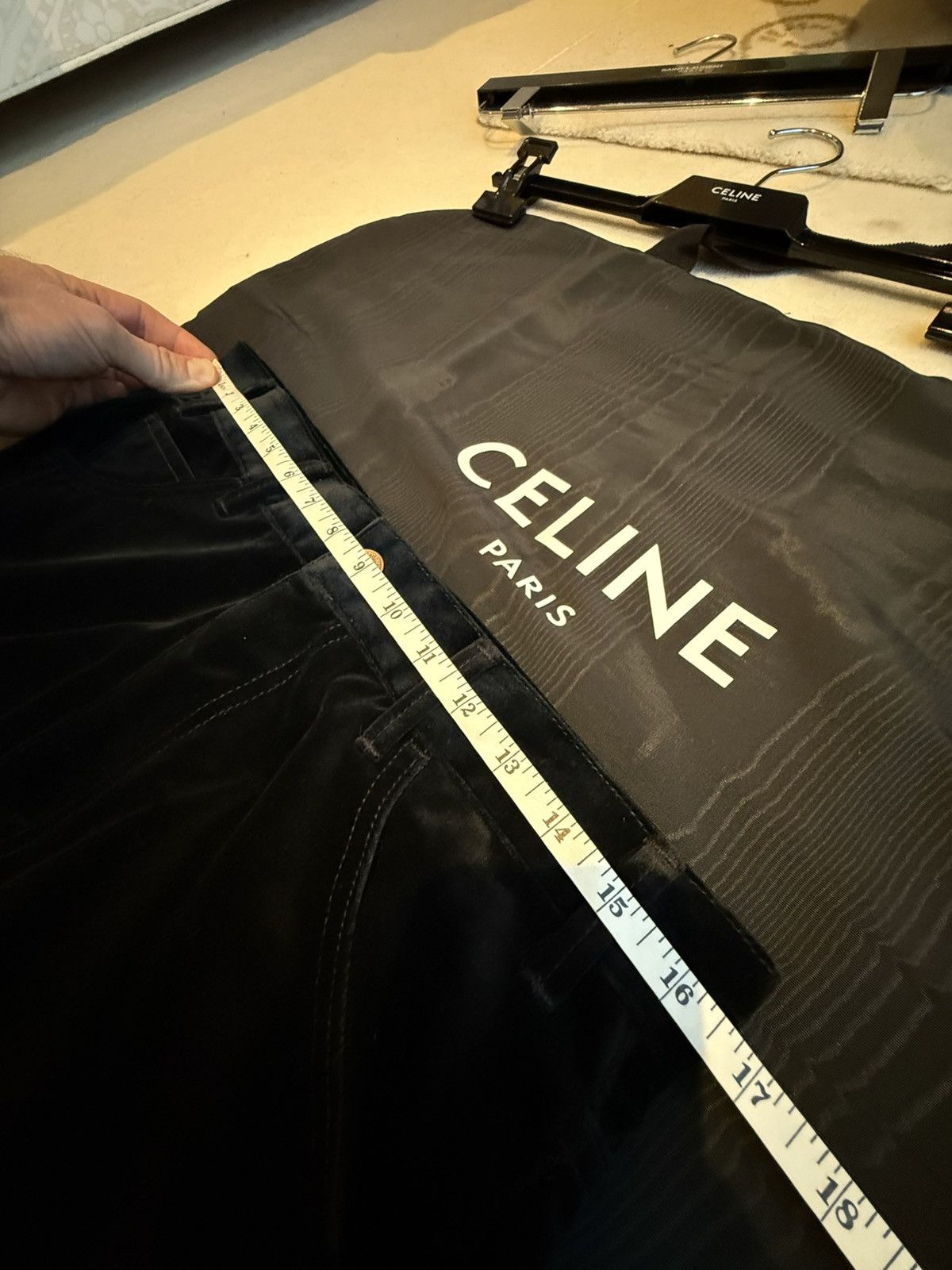 Celine Holy Grail FW20 Celine dylan velvet black flared jeans 31 Size US 31 - 11 Thumbnail