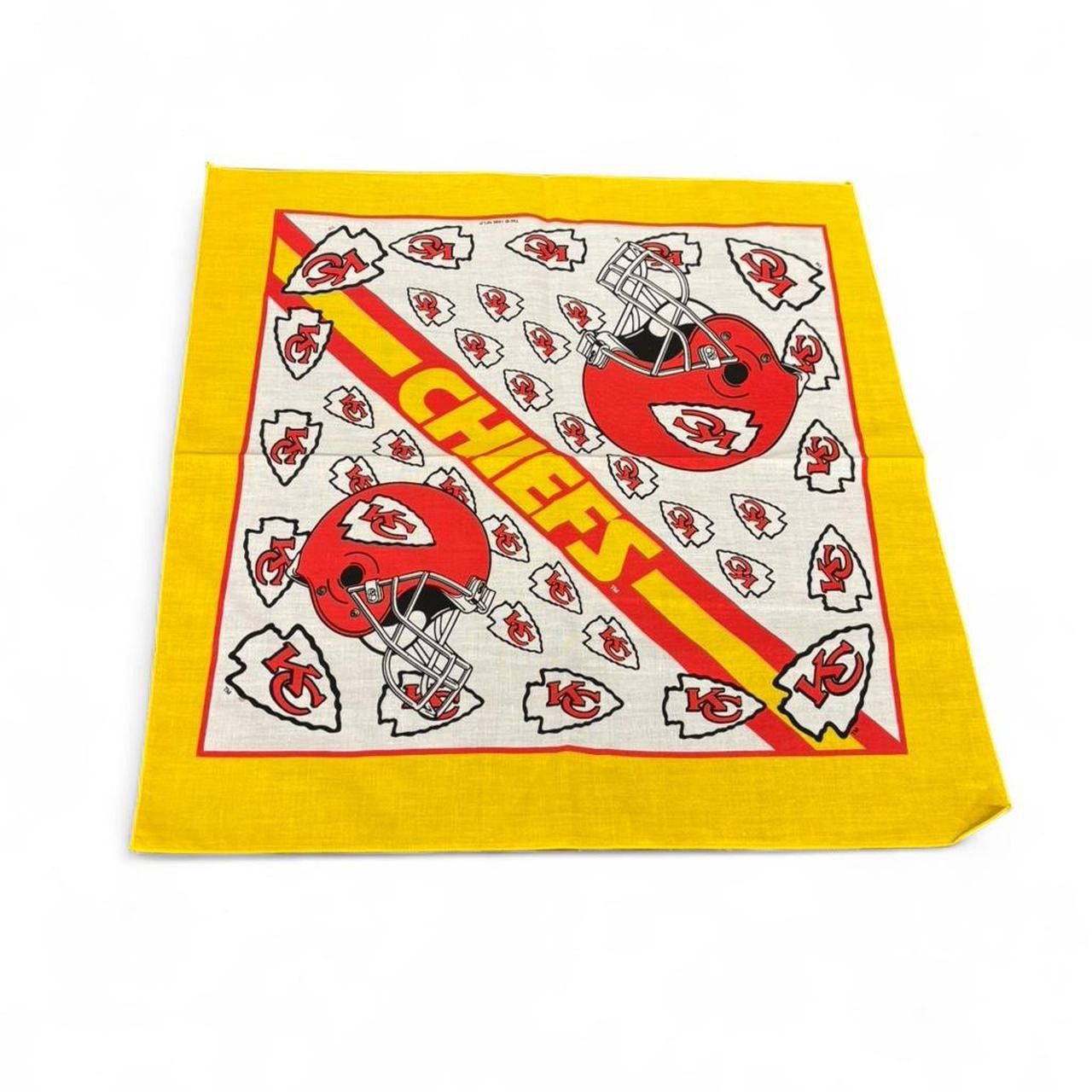 NFL Vintage 90s Kansas City Chiefs Football Team Bandana Size ONE SIZE - 1 Thumbnail