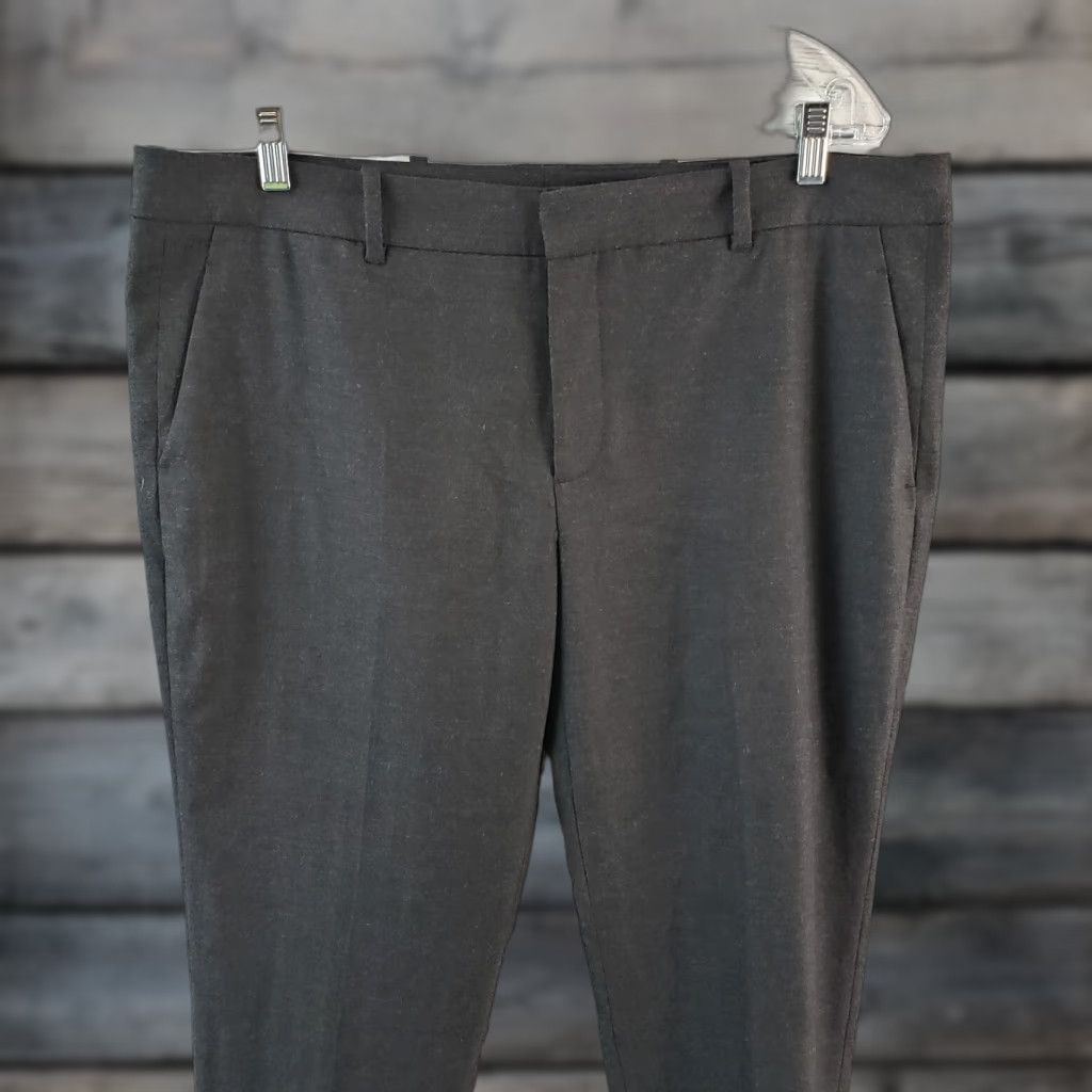 Zara Zara Women's Dress Pants Sz 12 Charcoal Gray Tapered Leg Mid Rise Dress Pants Womens 12 Gray Charcoal Shirt? Size 34" / US 12 / IT 48 - 1 Thumbnail