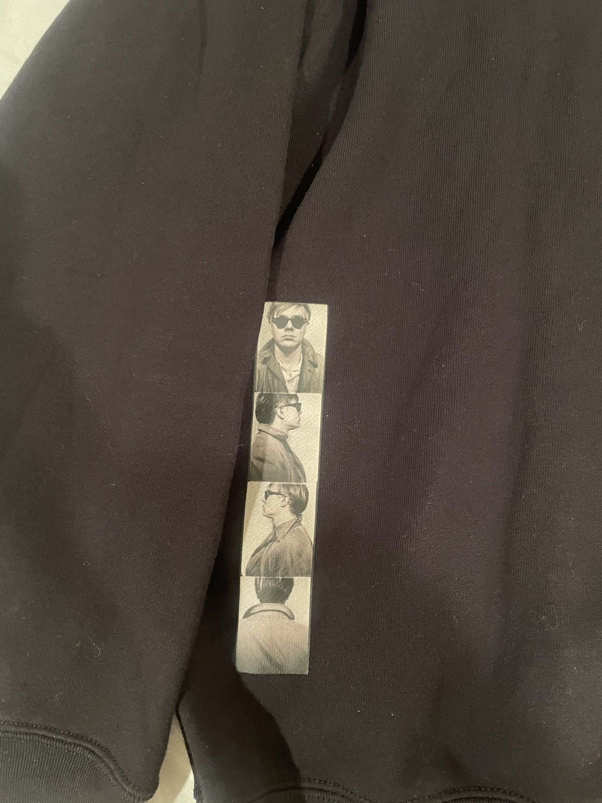 Kaws × Uniqlo UnicloXKawsXAndywarhol Size US M / EU 48-50 / 2 - 4 Thumbnail
