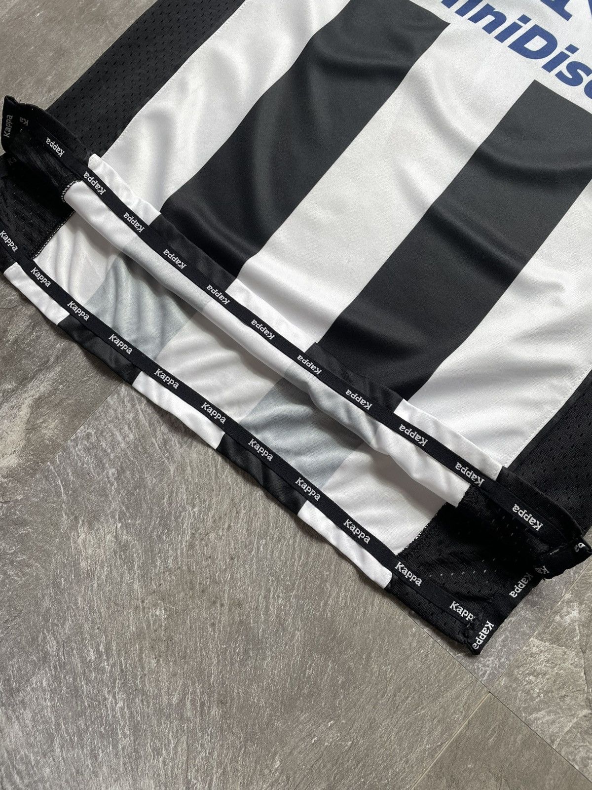 Kappa Kappa Juventus Zidane 1997 1998 Champions League Rare Jersey Size US M / EU 48-50 / 2 - 7 Thumbnail