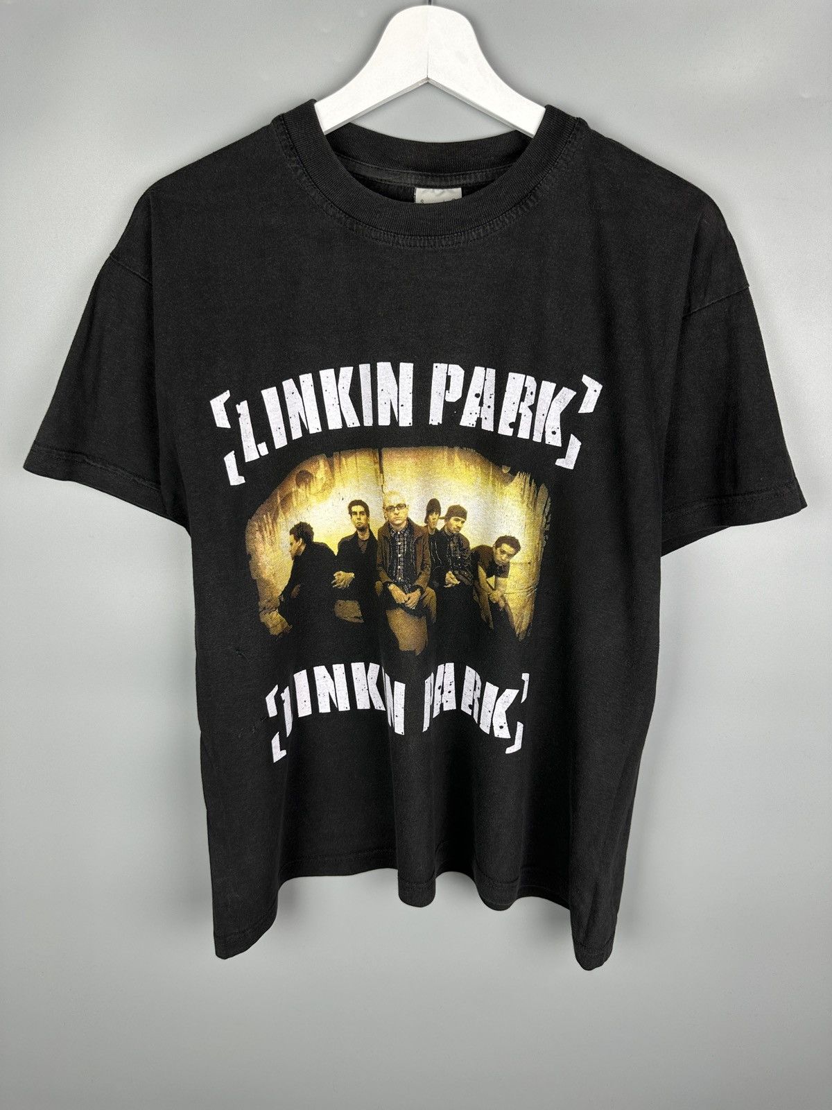 Band Tees Vintage Linkin Park Rock Band Graphic T Shirt Tee Y2K Size US M / EU 48-50 / 2 - 1 Thumbnail