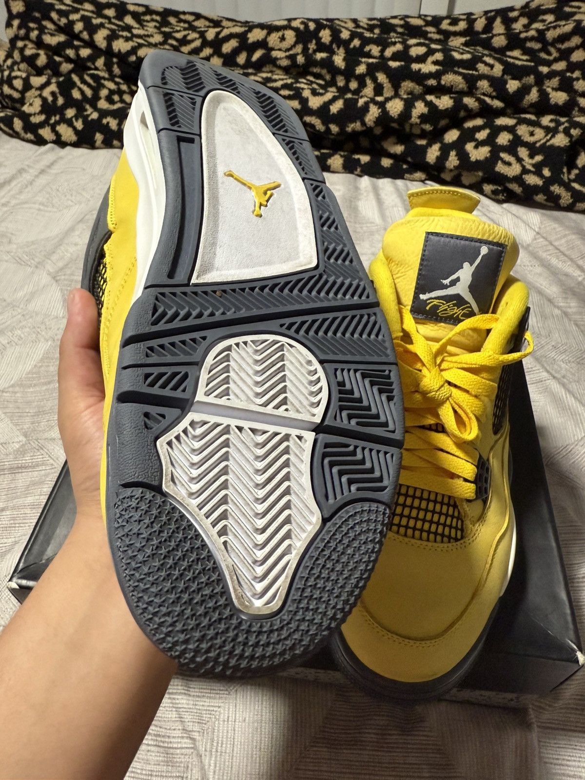 Jordan Brand Jordan 4 Retro - Lightning Size US 10 / EU 43 - 5 Thumbnail