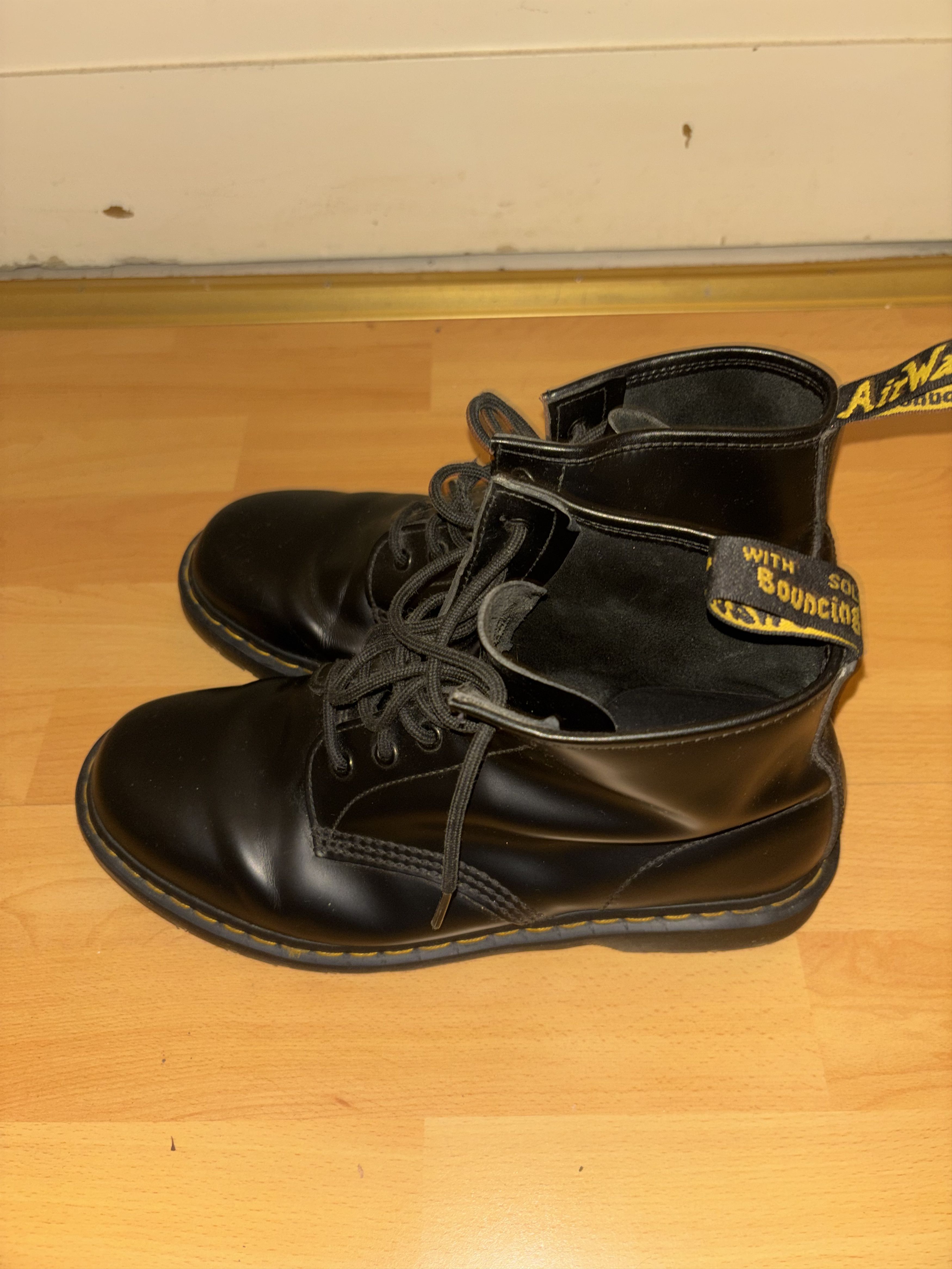 Dr. Martens 1460 Size US 10 / EU 43 - 2 Thumbnail