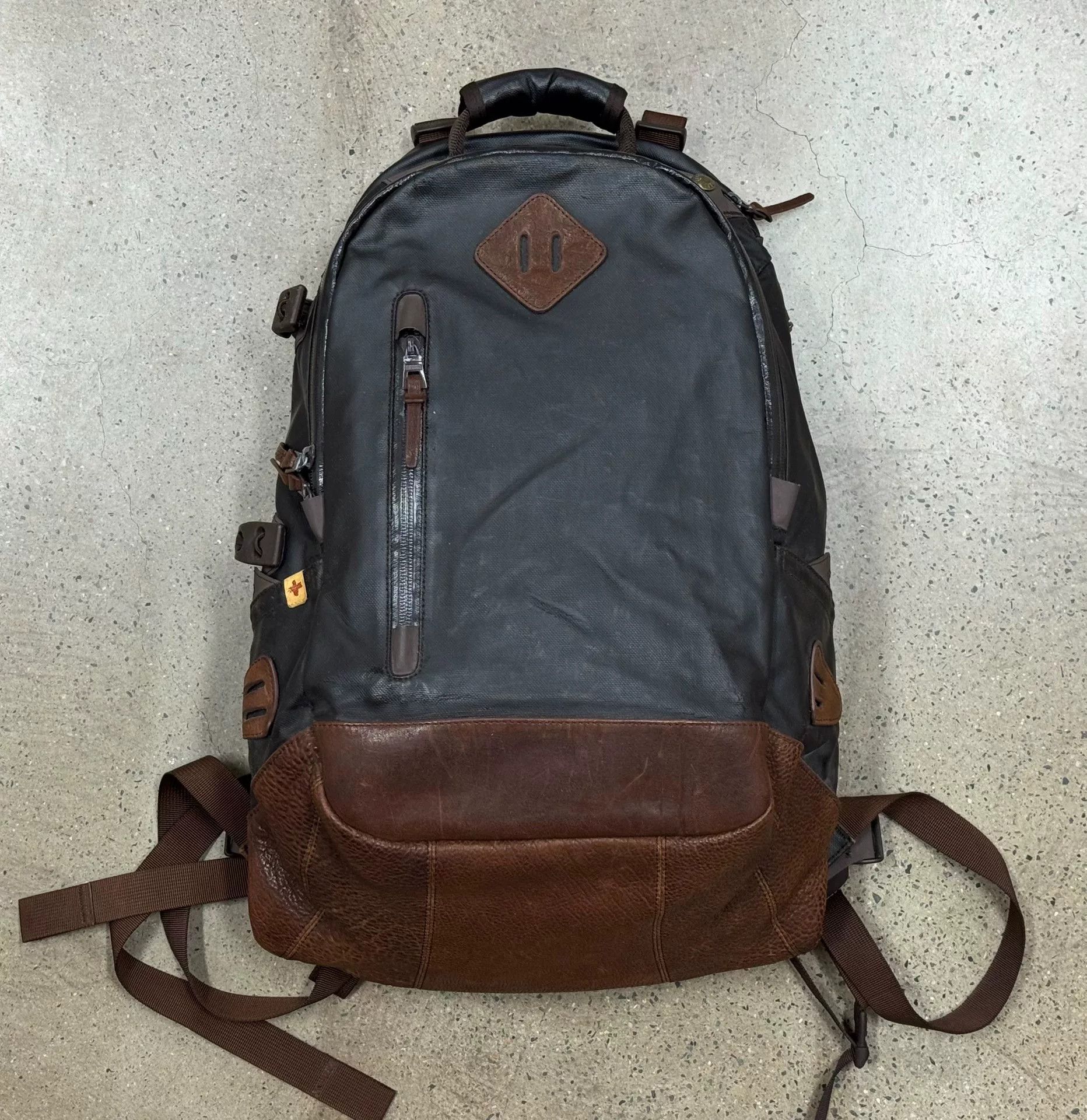 Visvim リュック　バックパック　Lamina 23L Visvim Visvim Lamina 20L Backpack（Kudo） | Grailed