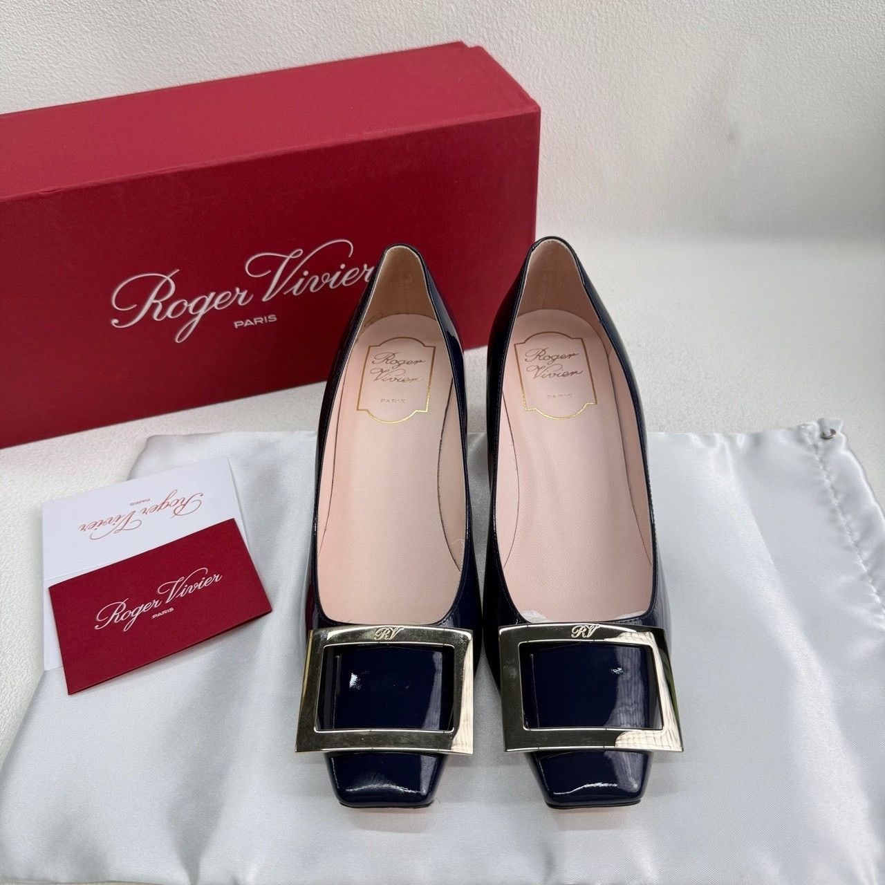 Roger Vivier Roger Vivier Retro Blue Lowtop Sneakers us_6 Women Size US 6 / IT 36 - 1 Thumbnail