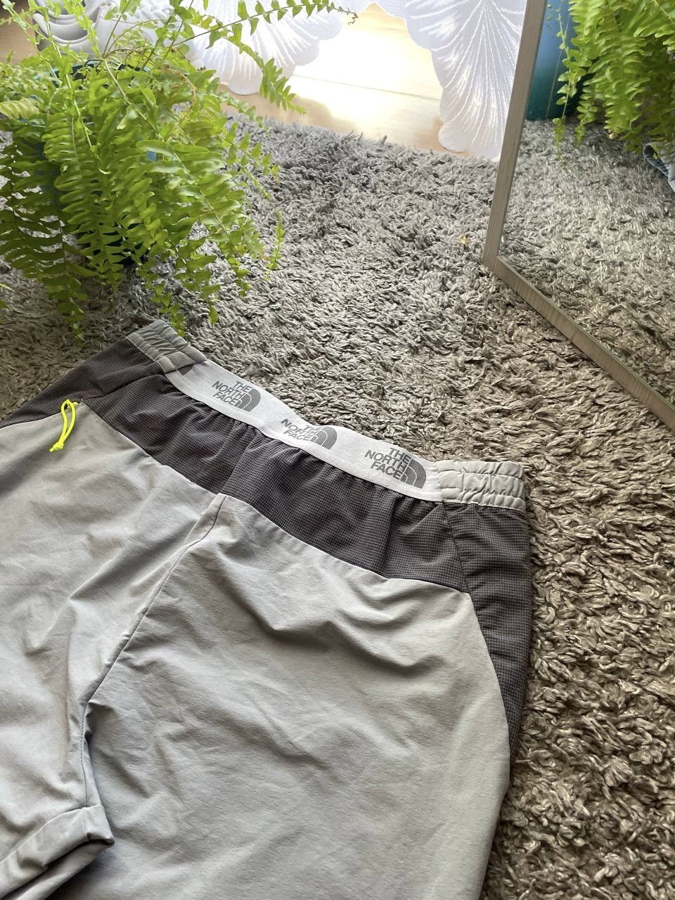 The North Face The North Face Shorts Streetwear Outdoor Gorpcore Logo Rare Size US 30 / EU 46 - 12 Thumbnail