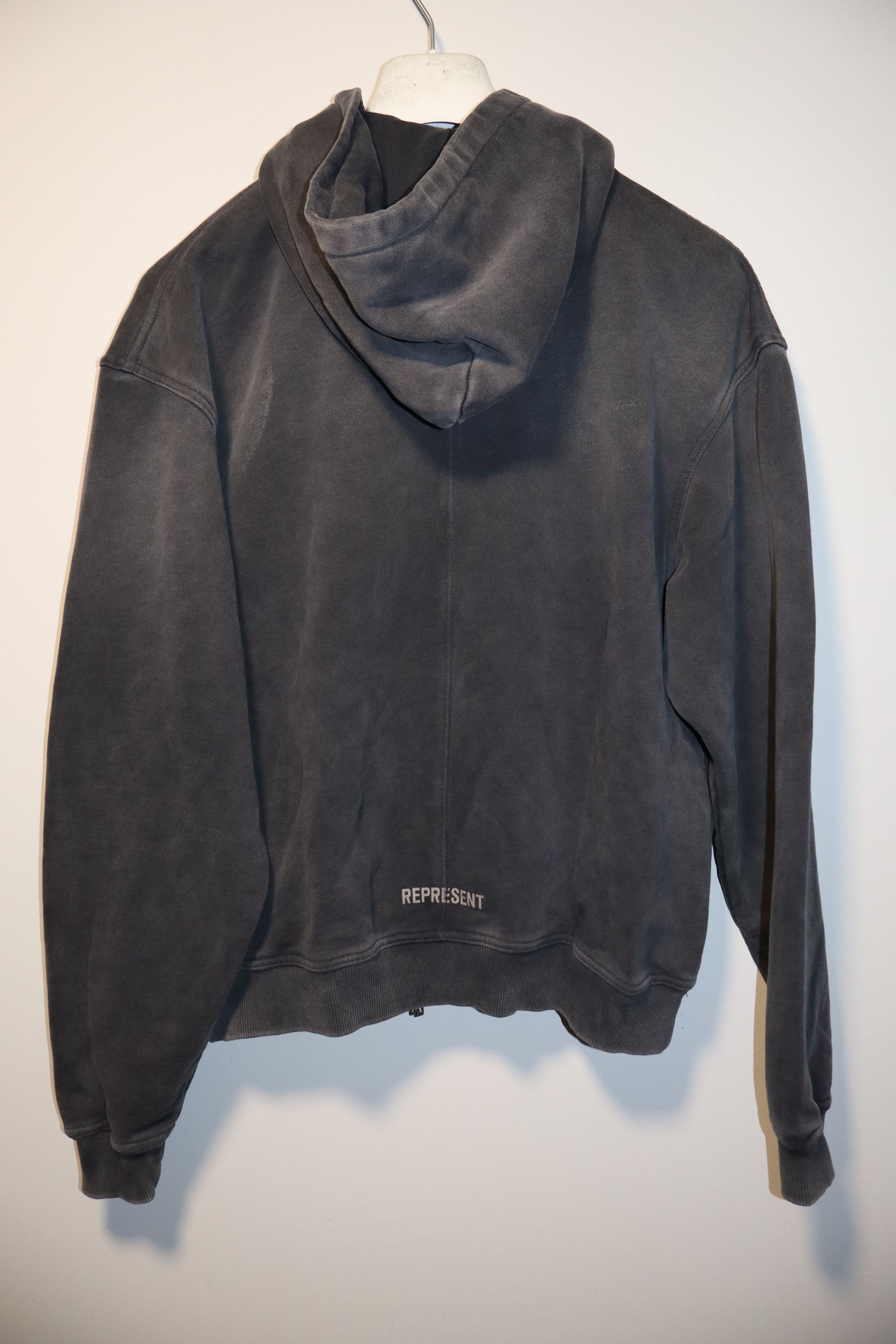 Represent Clo. Brand new! Icarus logo print zip hoodie Size US L / EU 52-54 / 3 - 8 Thumbnail