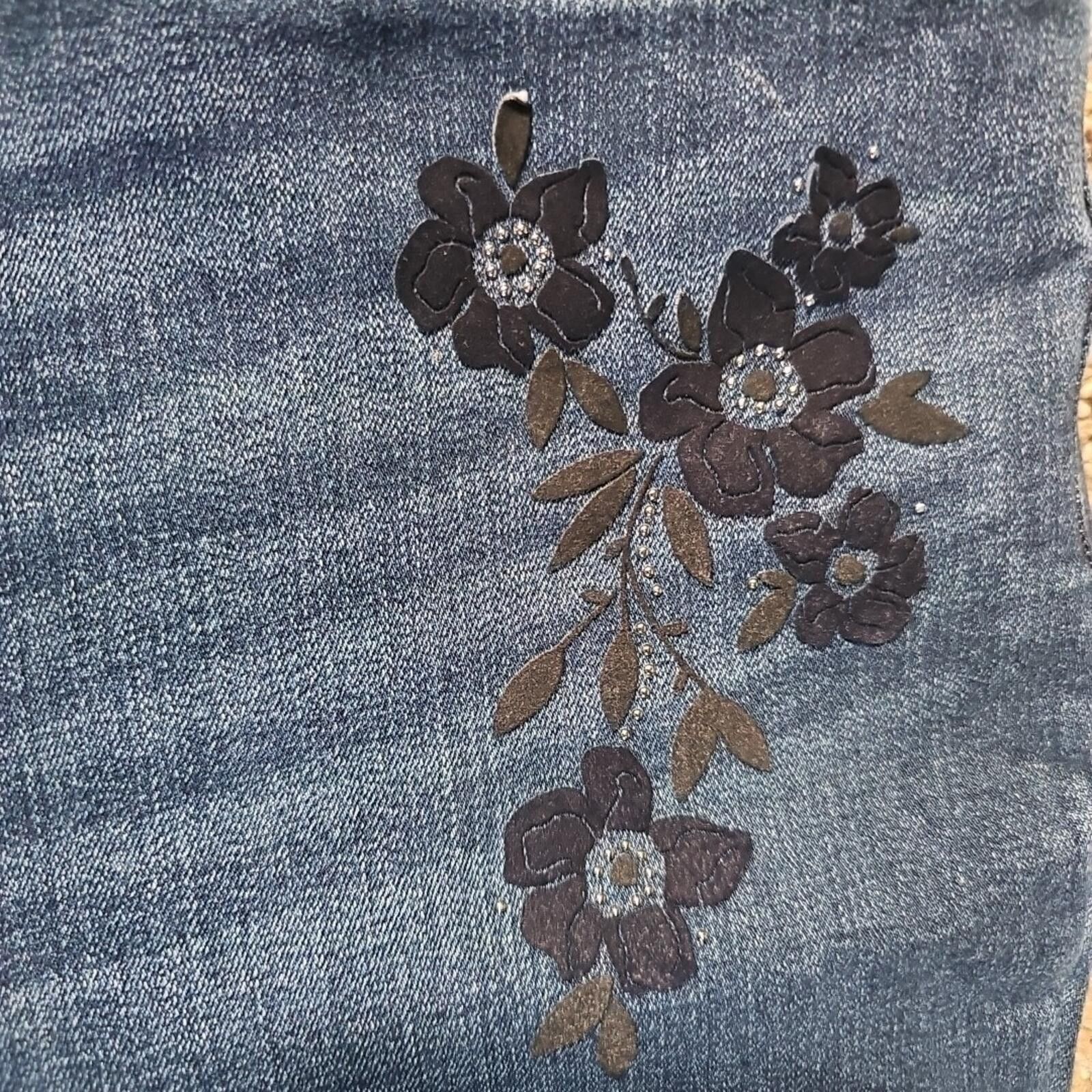Lee Lee Regular Straight MidRise Flex Motion 8 Jeans Floral Size 30" / US 8 / IT 44 - 4 Thumbnail