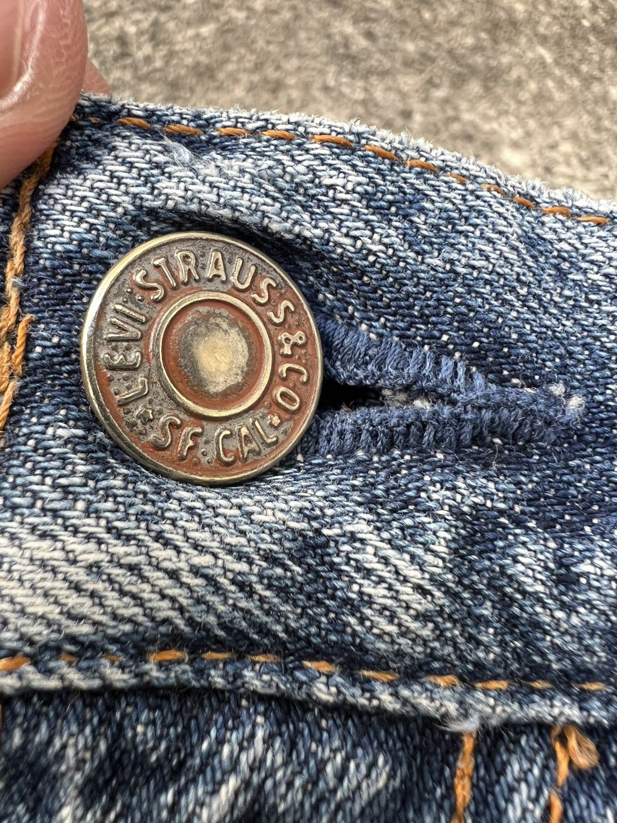 Levi's Vintage Levis 544 Distressed Baggy Jean Size US 32 / EU 48 - 14 Thumbnail