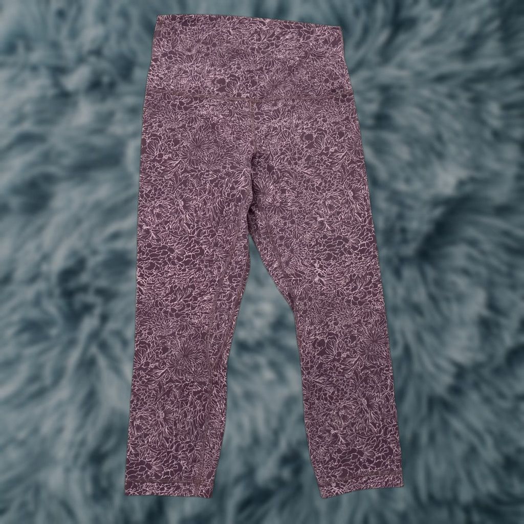 Lululemon Lululemon Womens Crop Leggings All Over Floral Print Purple Size 6 Pull-On Tapered Inseam 20in Activewear Pants Lounge Size 28" / US 6 / IT 42 - 1 Thumbnail