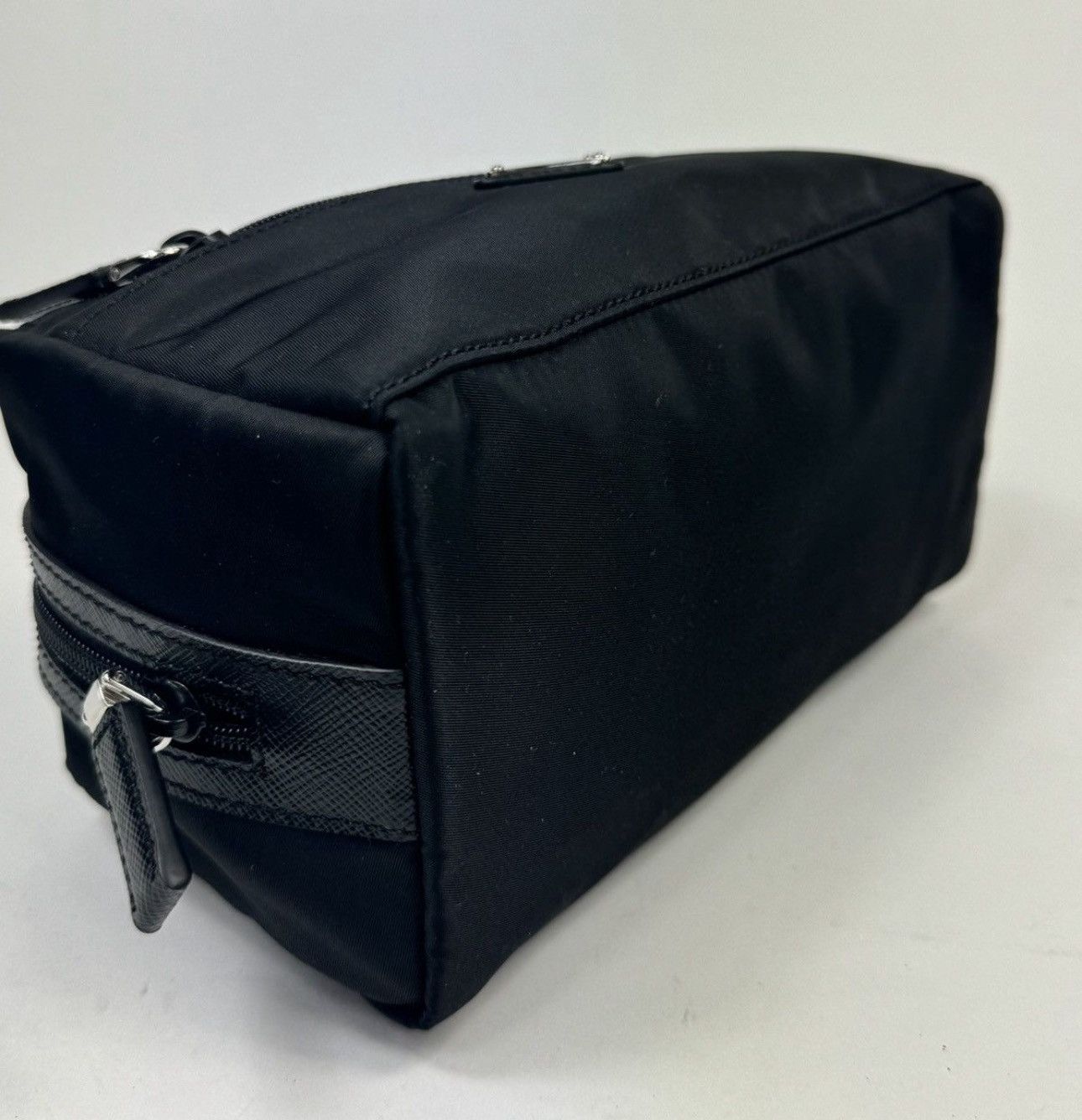 Prada PRADA RE-NYLON MEDIUM SAFFIANO WASH BAG Size ONE SIZE - 6 Thumbnail