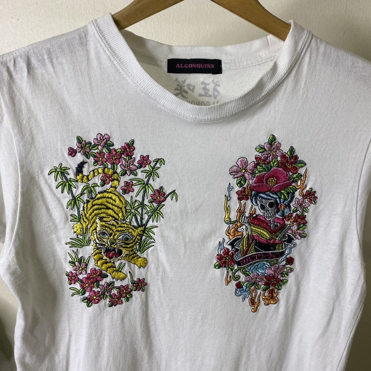 Japanese Brand Algonquins Embroidery Detailing Sukajan Style T Shirt Size US S / EU 44-46 / 1 - 2 Thumbnail