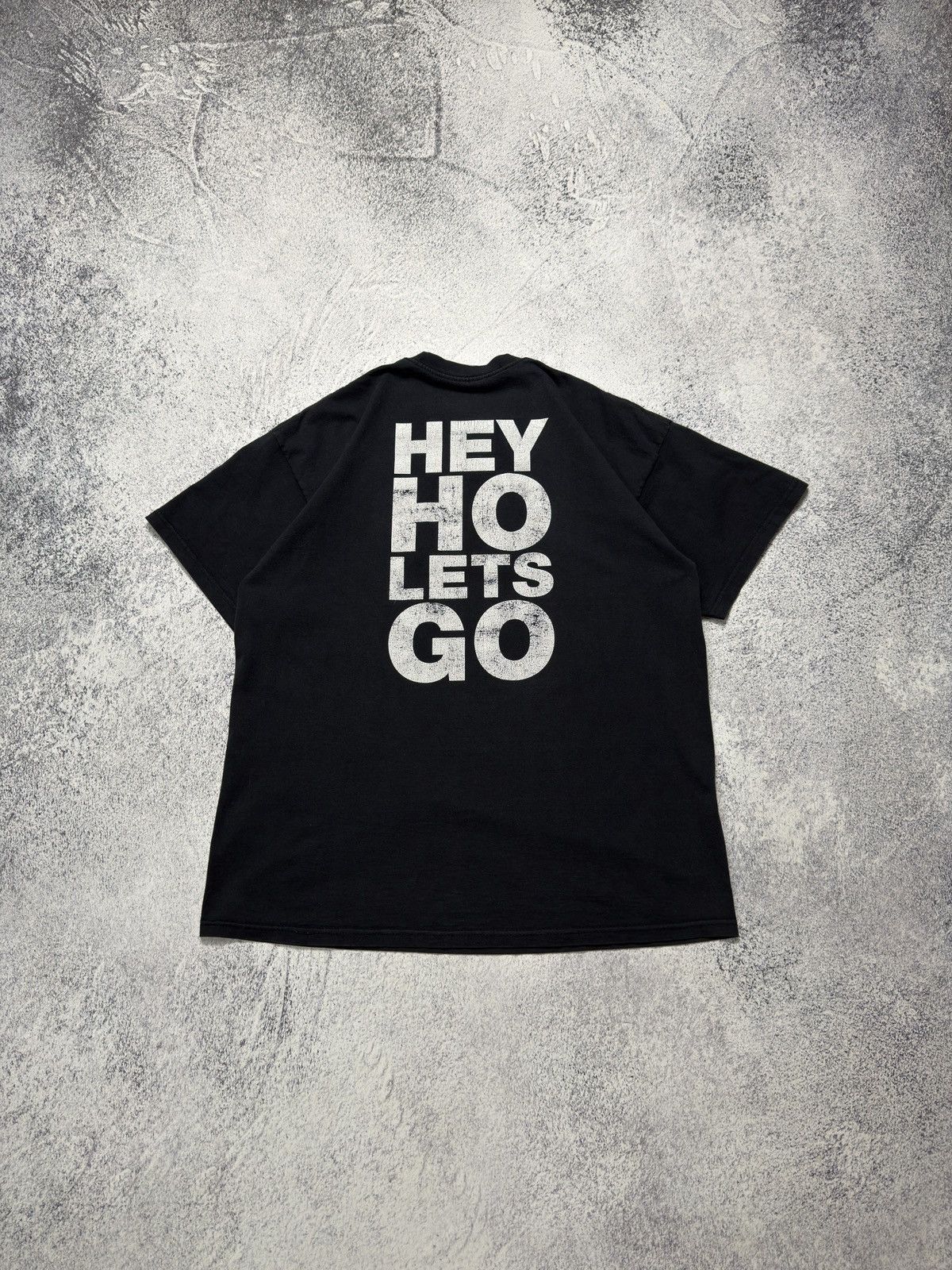 Band Tees 2006 Vintage Ramones Shirt Hey Ho Let's Go Vintage Band Tees Size US XL / EU 56 / 4 - 10 Thumbnail