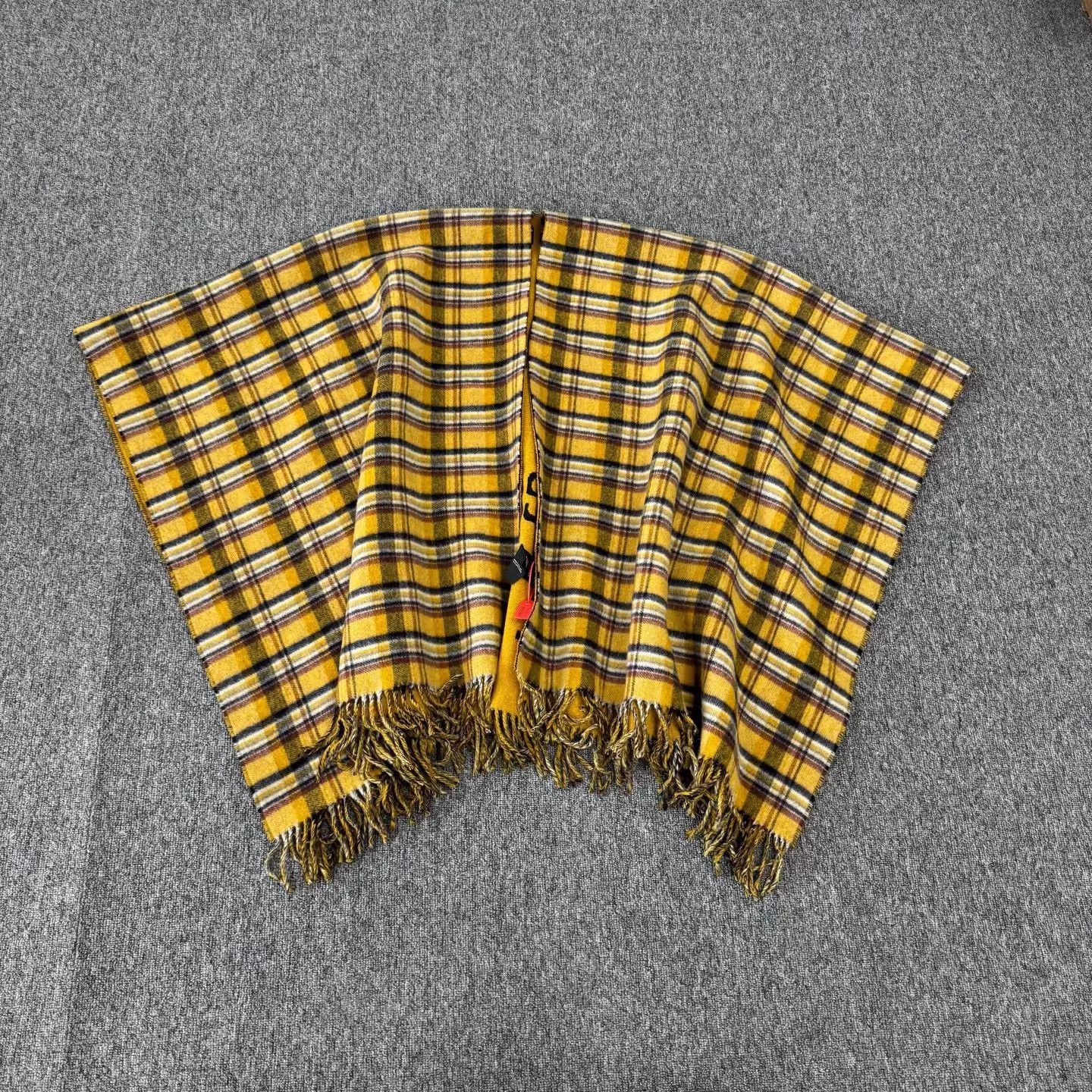 Gucci Gucci Double Wool Cape Check GG Lining 99 New Size ONE SIZE - 1 Thumbnail