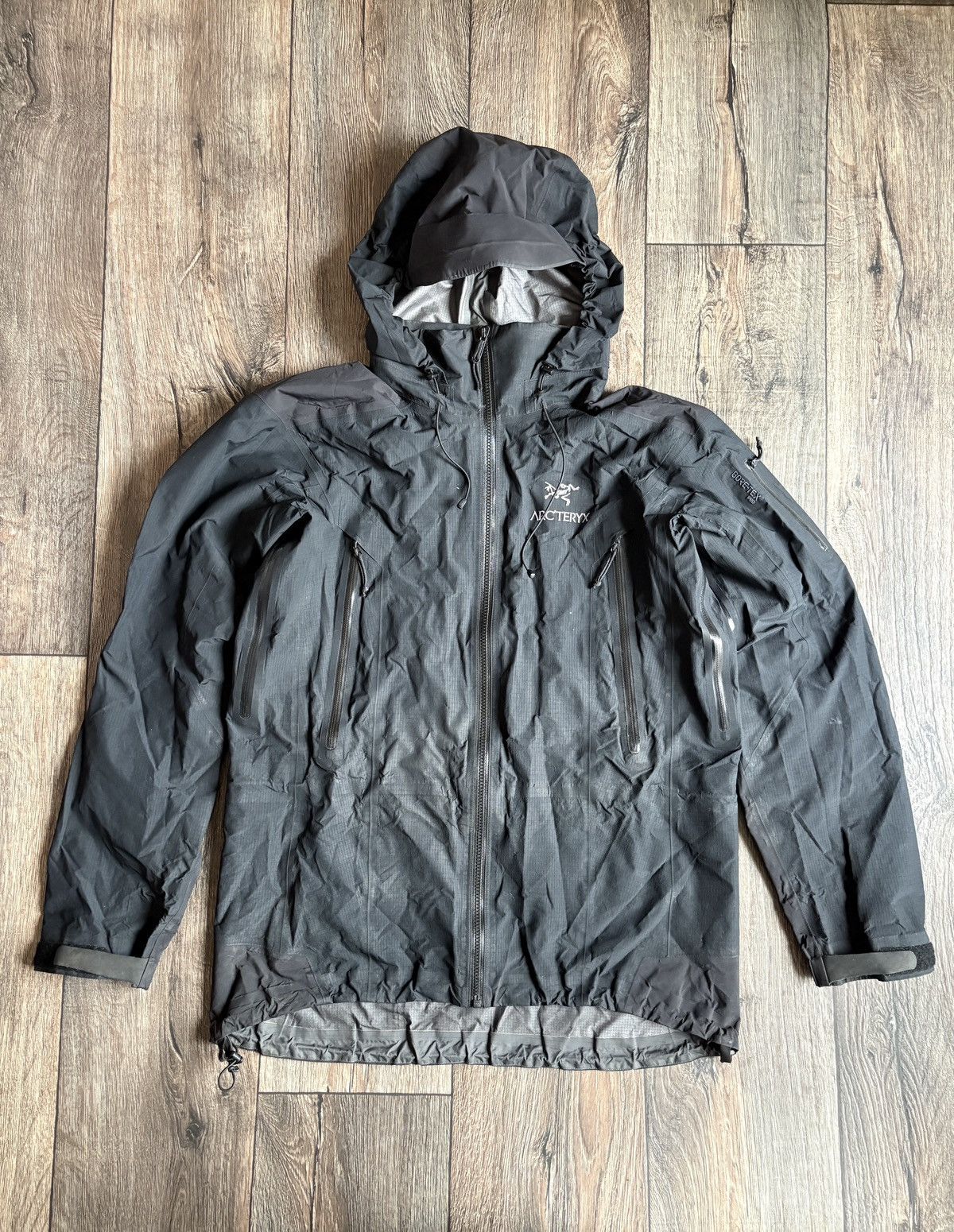Arc'teryx Arc'teryx Beta SV Gore-Tex Pro Jacket | Grailed
