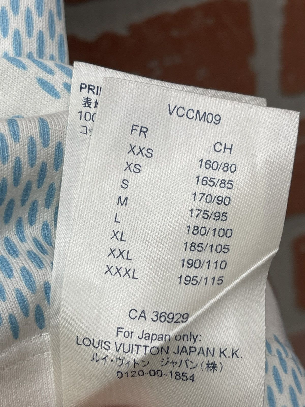 Louis Vuitton Size XS - Louis Vuitton Distorted Monogram Psychedelic Size US XS / EU 42 / 0 - 14 Thumbnail