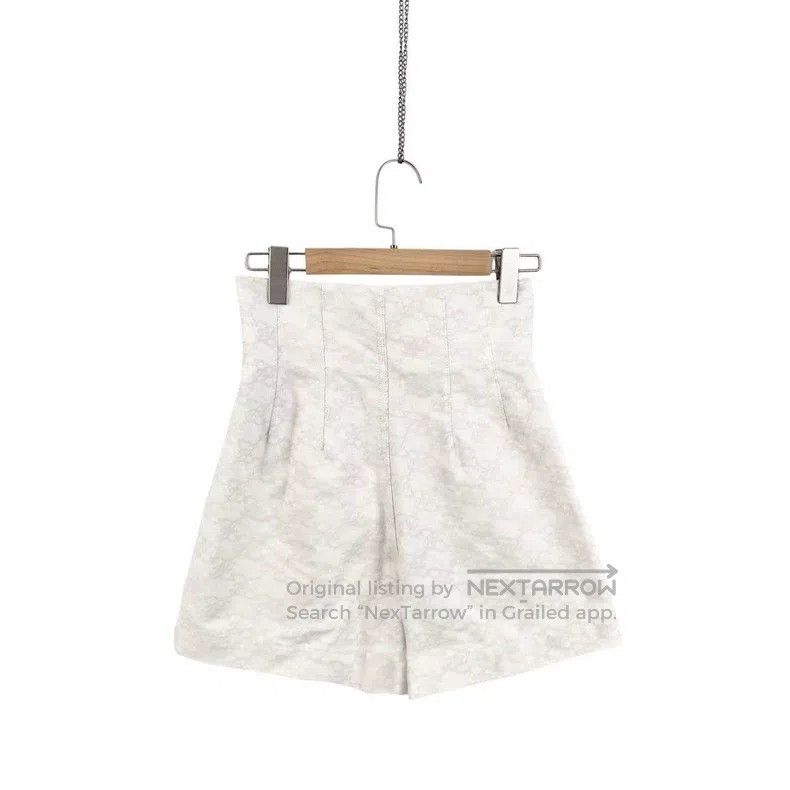 Fendi Fendi Cotton White Full-Print Logo High-Waist Denim Shorts Size 25" / US 0 / IT 36 - 2 Thumbnail