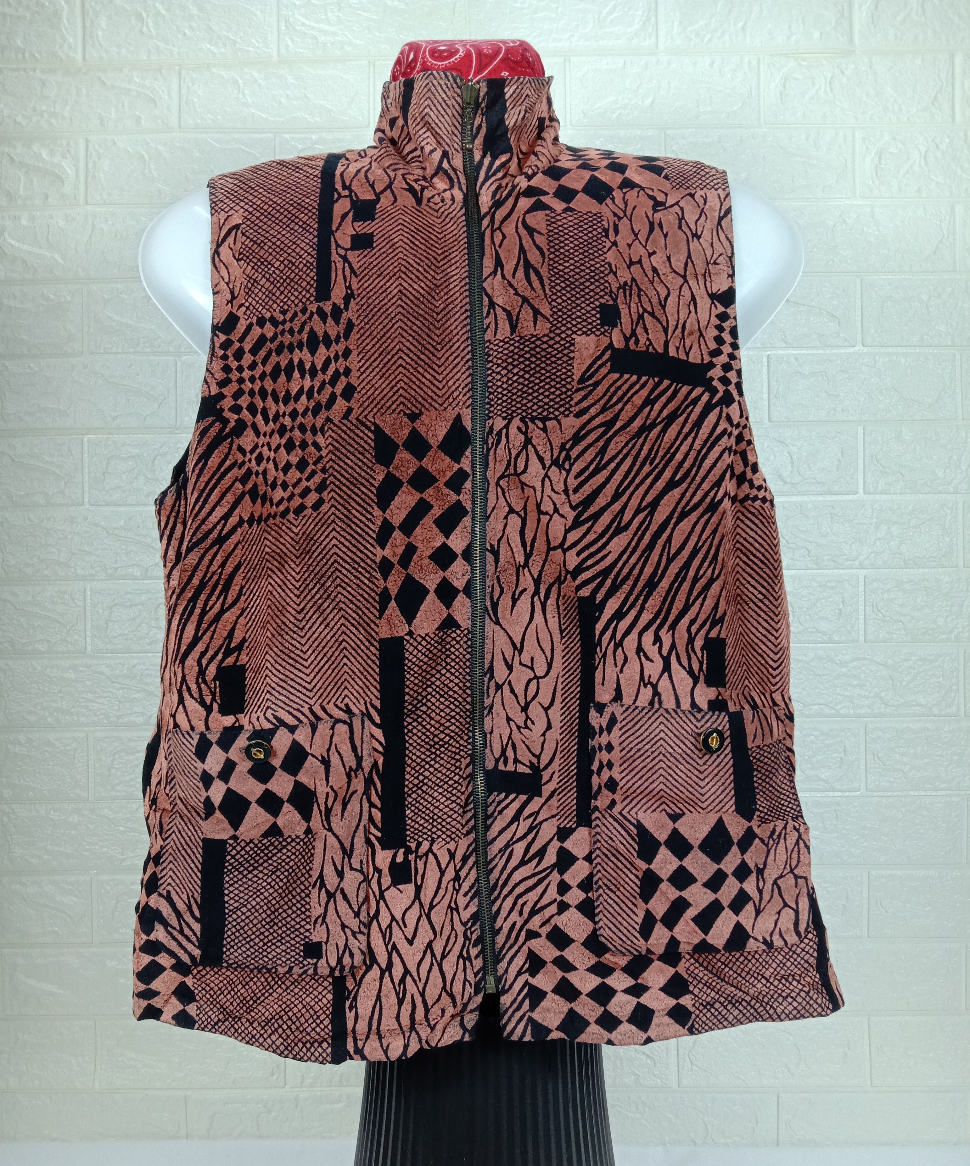 Japanese Brand Vintage Elegance Fashion Stylish Reversible Vest Size US L / EU 52-54 / 3 - 1 Thumbnail