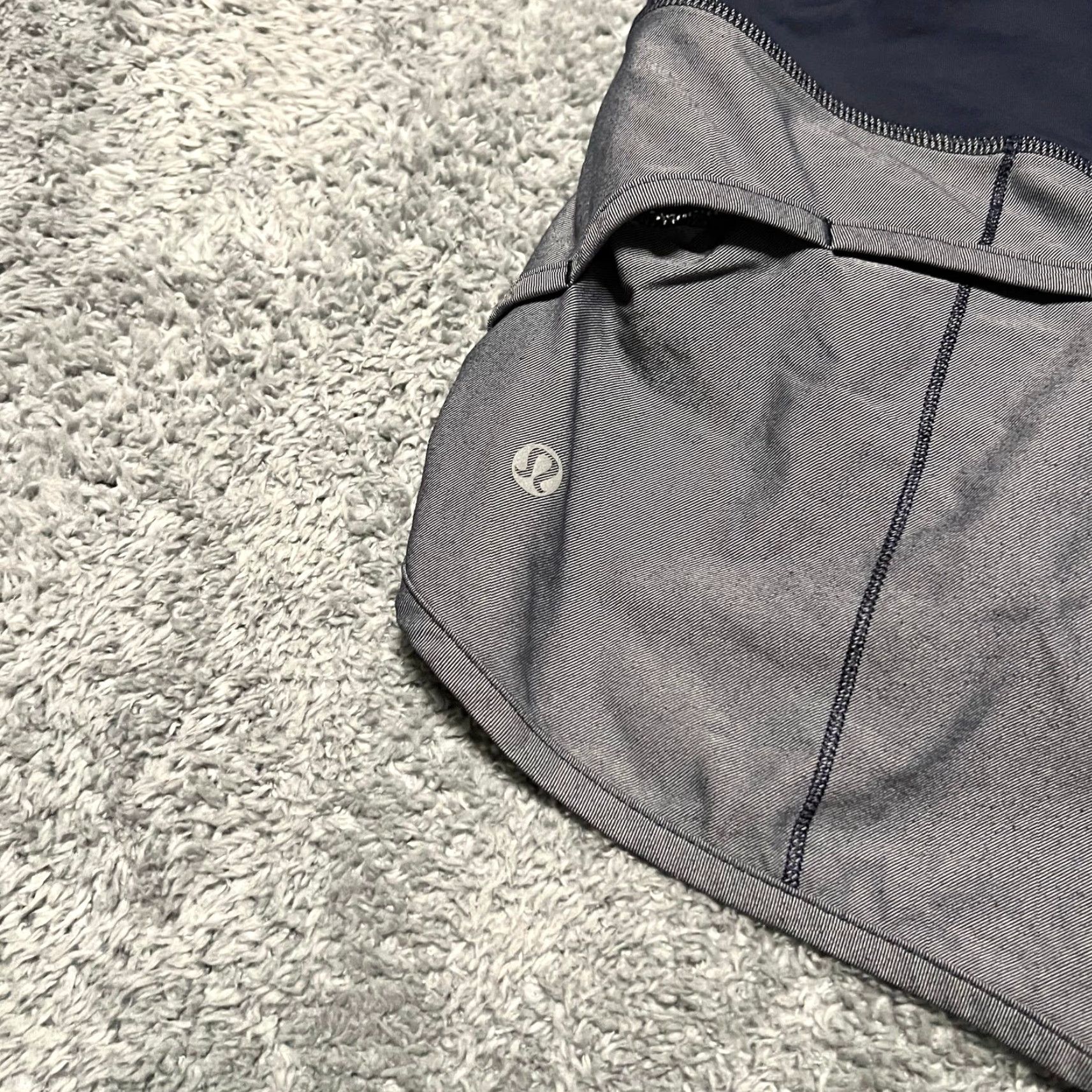 Lululemon VINTAGE Lululemon Speed Shorts Womens 6 Blue Running Athletic Size 28" / US 6 / IT 42 - 2 Thumbnail