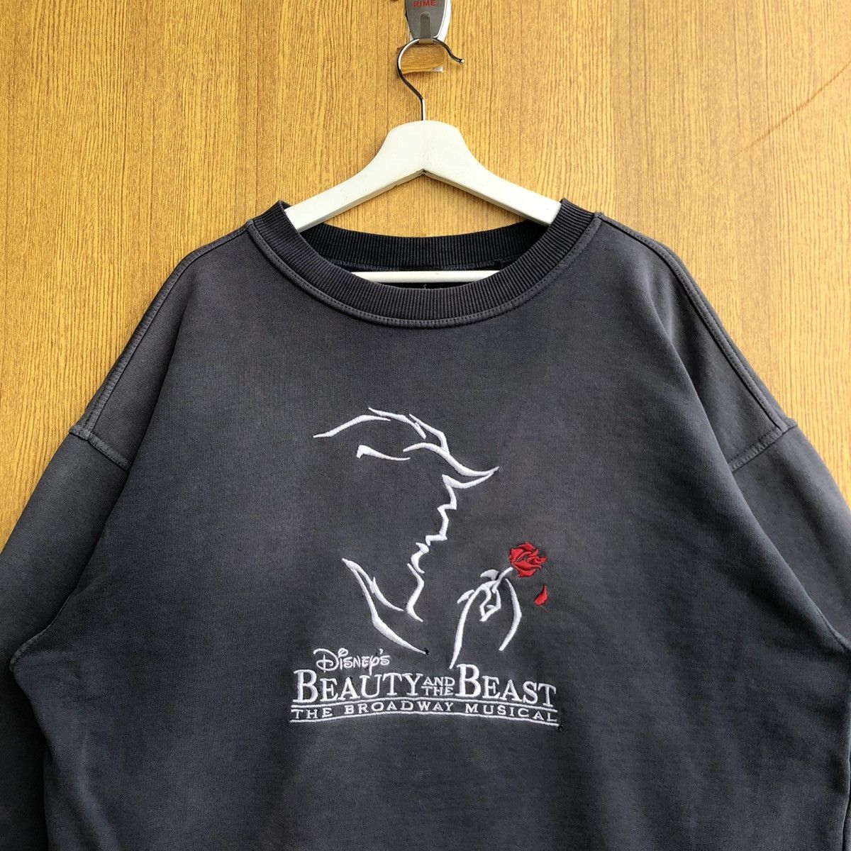 Disney × Vintage Vintage Beauty And The Beast Sweatshirt Musical Disney Size US XL / EU 56 / 4 - 3 Thumbnail