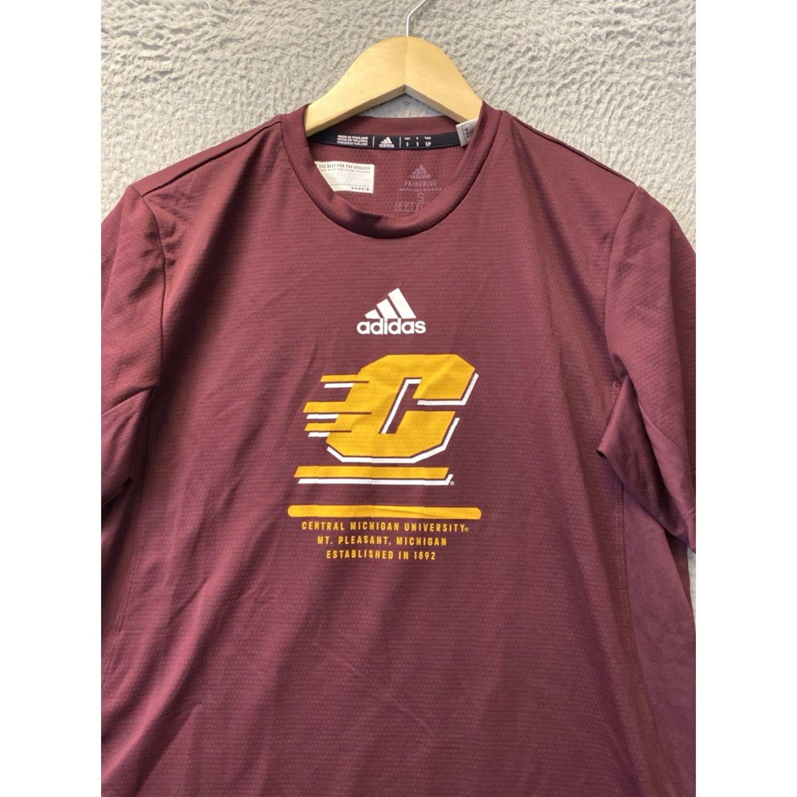 Adidas Adidas CMU Unisex Graphic Tee Shirt Maroon Yellow Short Sleeve Crew Neck S 135-6 Size US 29 - 3 Thumbnail