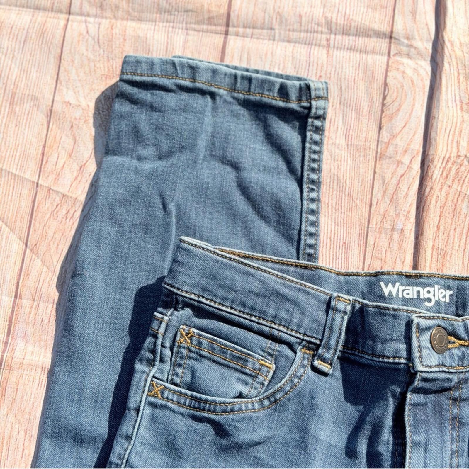 Wrangler Wrangler Boys Classic Straight Jeans Size 10 Size US 26 / EU 42 - 3 Thumbnail