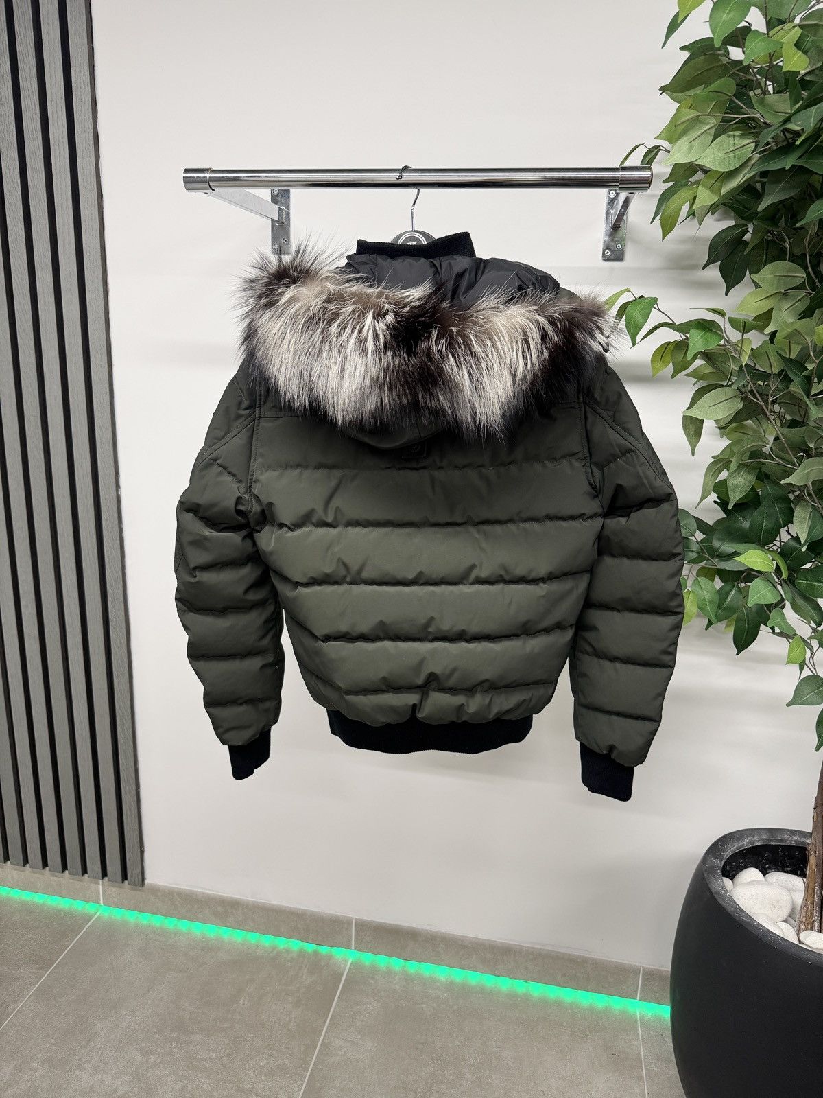 Moose Knuckles Moose Knuckles Scotchtown Bomber Jacket In Green RRP £1000 Size US S / EU 44-46 / 1 - 2 Thumbnail