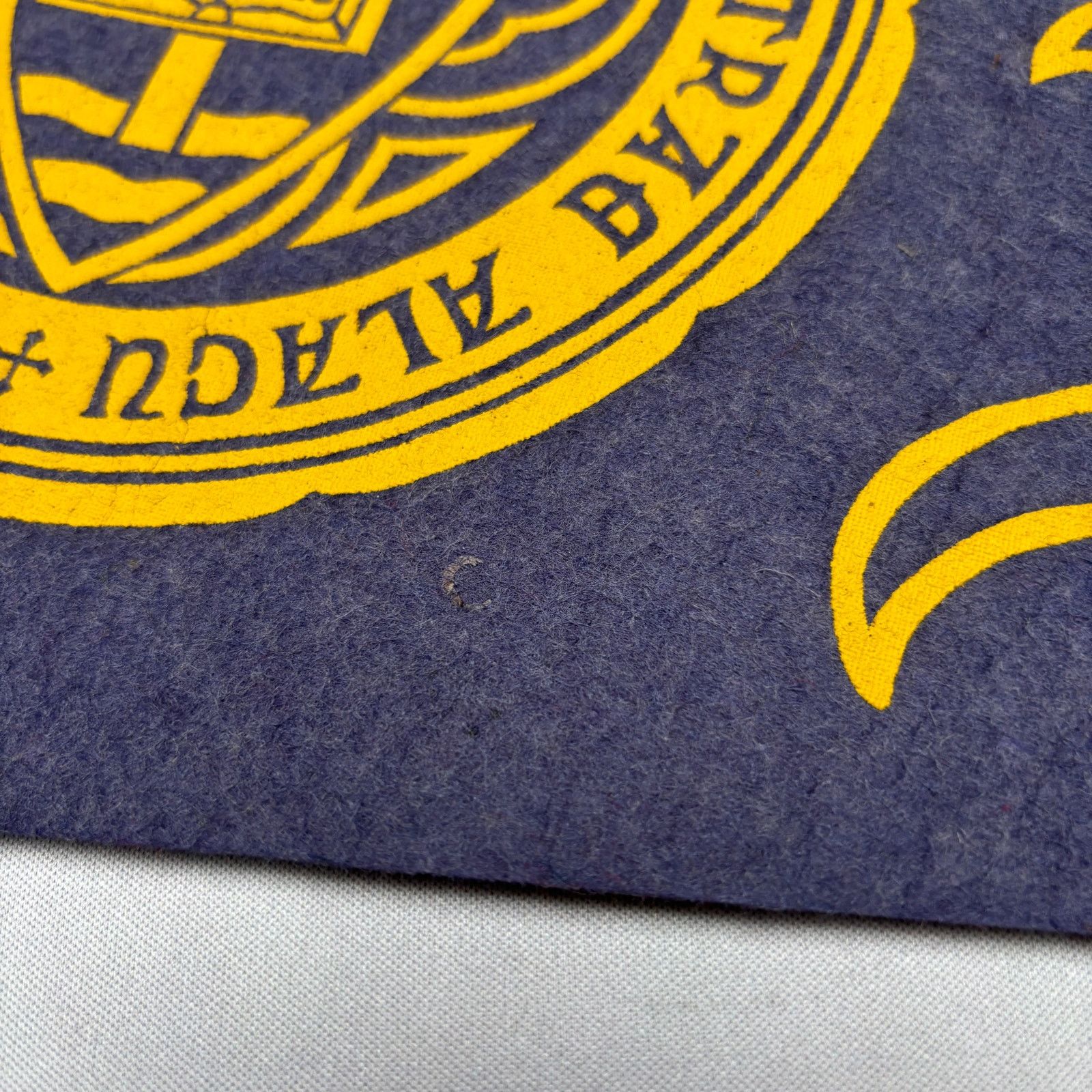 Vintage VTG University of Notre Dame Fighting Irish Felt Pennant 50s Size ONE SIZE - 9 Thumbnail