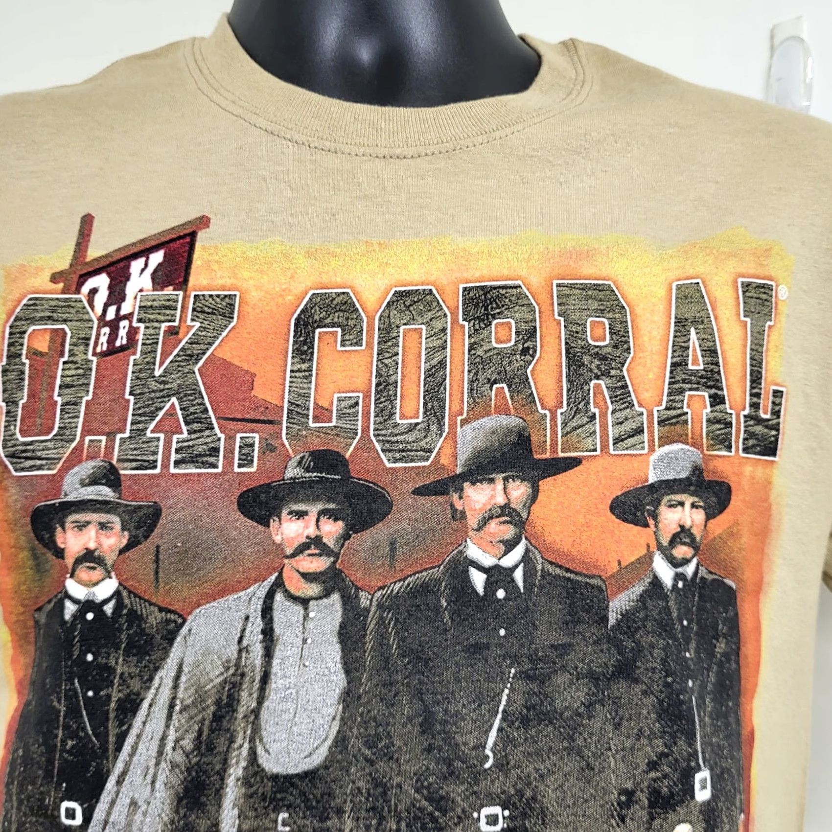 Gildan VINTAGE Gildan Tombstone Tshirt Mens Size Small Tan Movie Poster Cowboy Legend Shirt Size US S / EU 44-46 / 1 - 5 Thumbnail