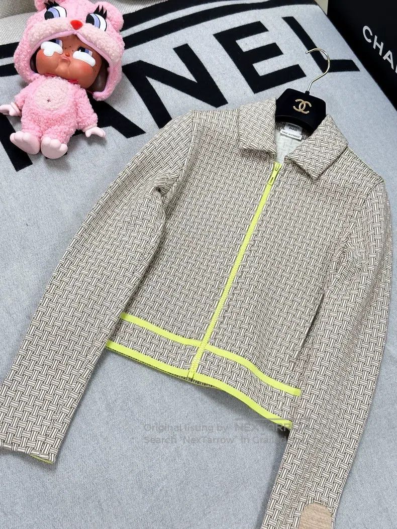Hermes Hermes Early Spring Khaki and Fluorescent Yellow Trim H Le Size XS / US 0-2 / IT 36-38 - 1 Thumbnail
