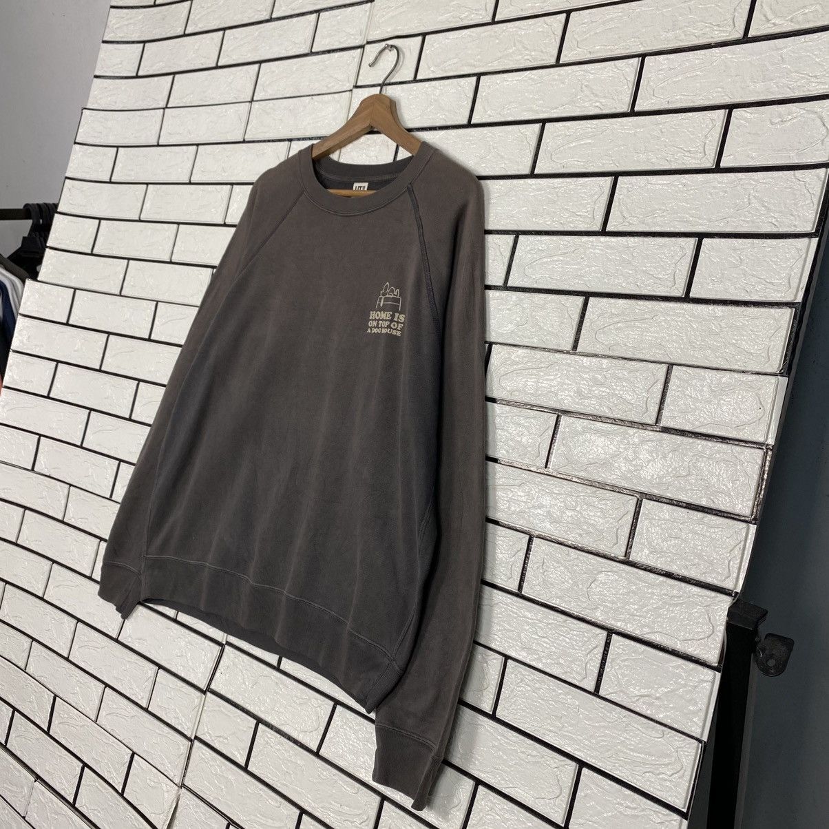 Japanese Brand 📌Vintage Sweatshirt UT Peanuts Big Logo Size US M / EU 48-50 / 2 - 3 Thumbnail
