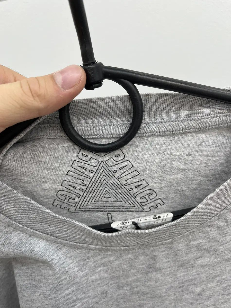 Palace Palace Skateboards Sans Ferg Long sleeve Size US L / EU 52-54 / 3 - 3 Thumbnail