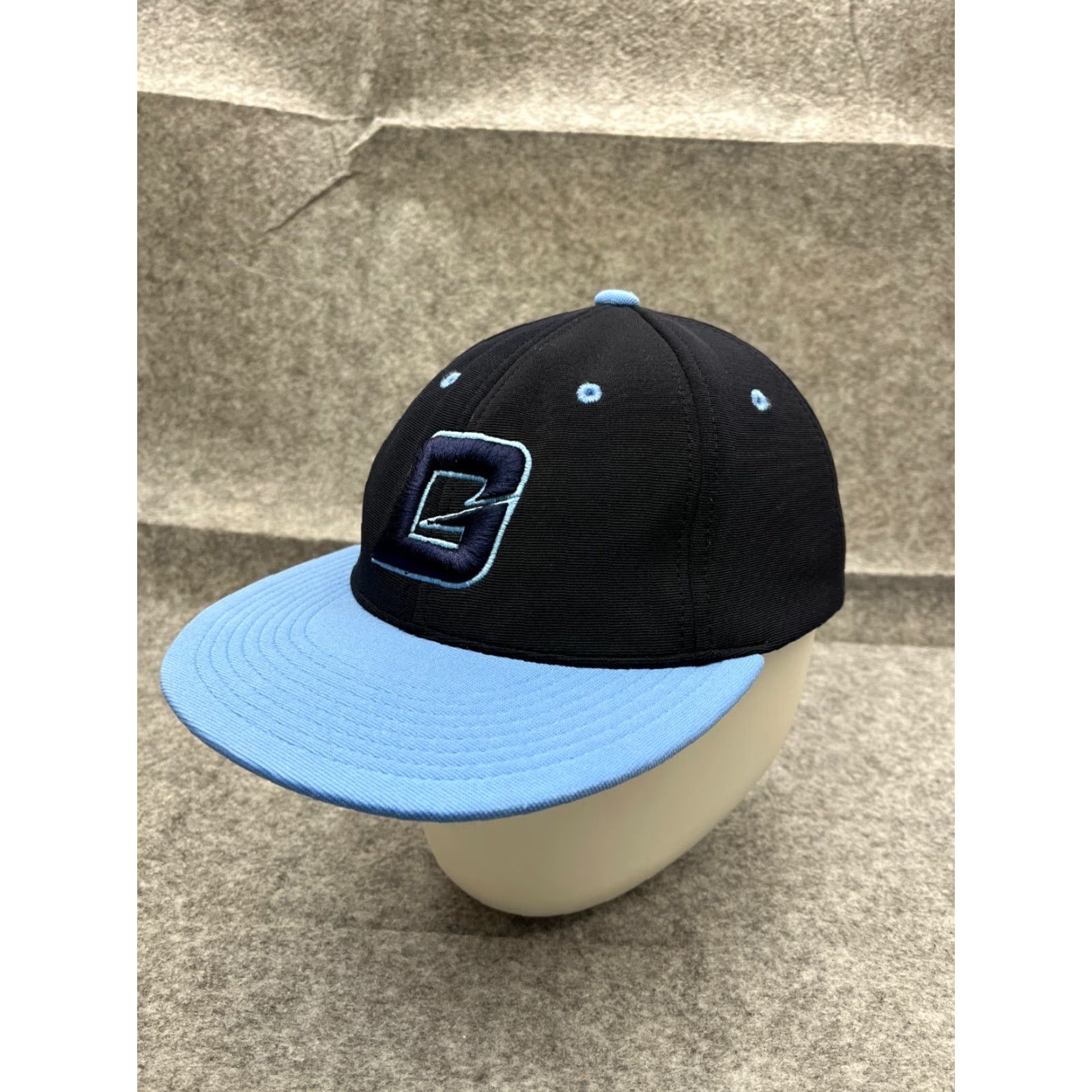 Vintage VINTAGE Pacific Headwear Hat Cap Fitted Adult 7 3/8 Blue Black Polyester Blend Logo G Dome Baseball Cap Mens Size ONE SIZE - 4 Thumbnail