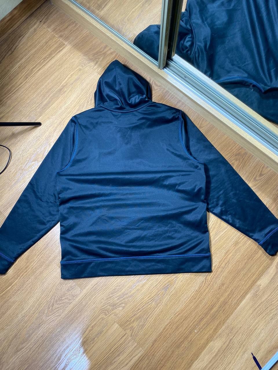 Oakley × Vintage Vintage Oakley Sunglasses Sportswear Hoodie Pullover Size US L / EU 52-54 / 3 - 14 Thumbnail