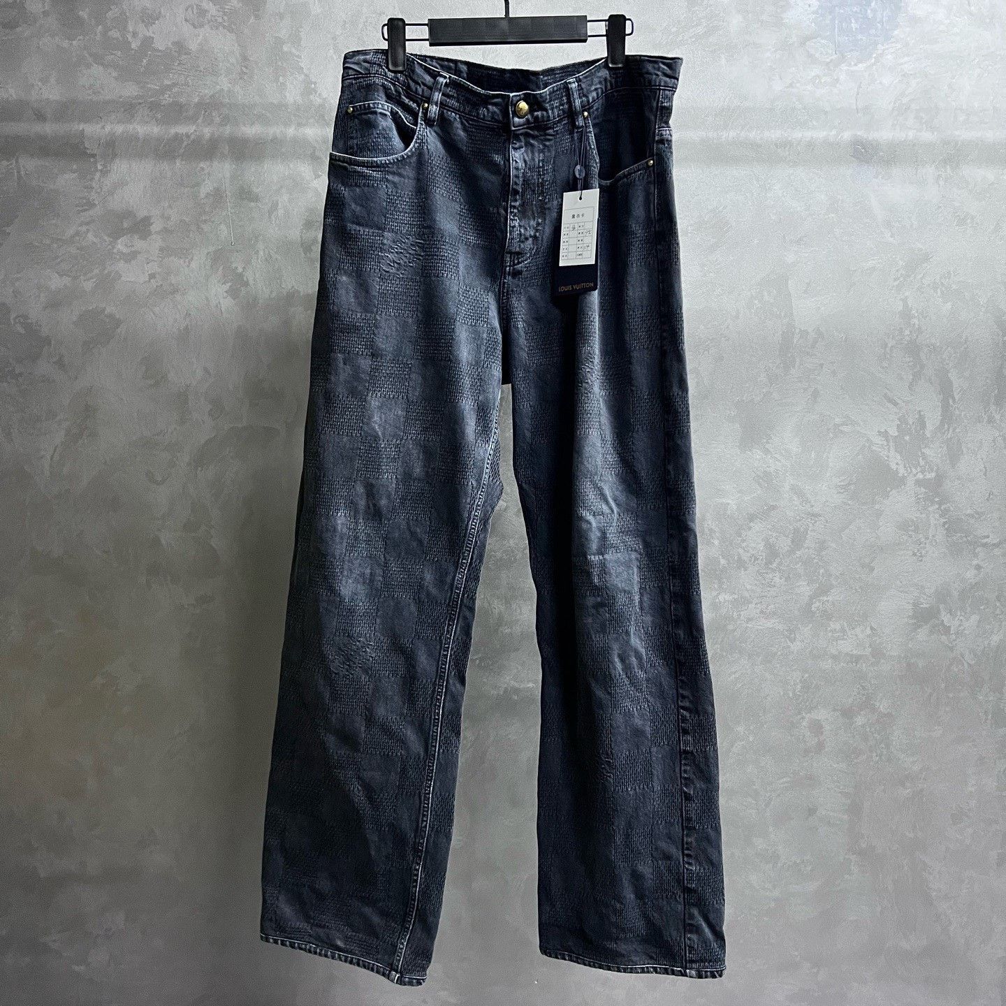 Louis Vuitton Louis Vuitton Retro Plaid Black Denim Jeans 32 Men Size US 32 / EU 48 - 1 Thumbnail