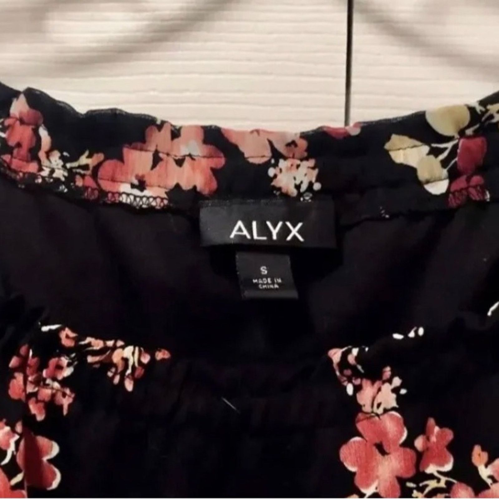 Alyx ALYX Floral Boho Top With Sheer 3/4 Sleeves - Size Small. Size S / US 4 / IT 40 - 3 Thumbnail