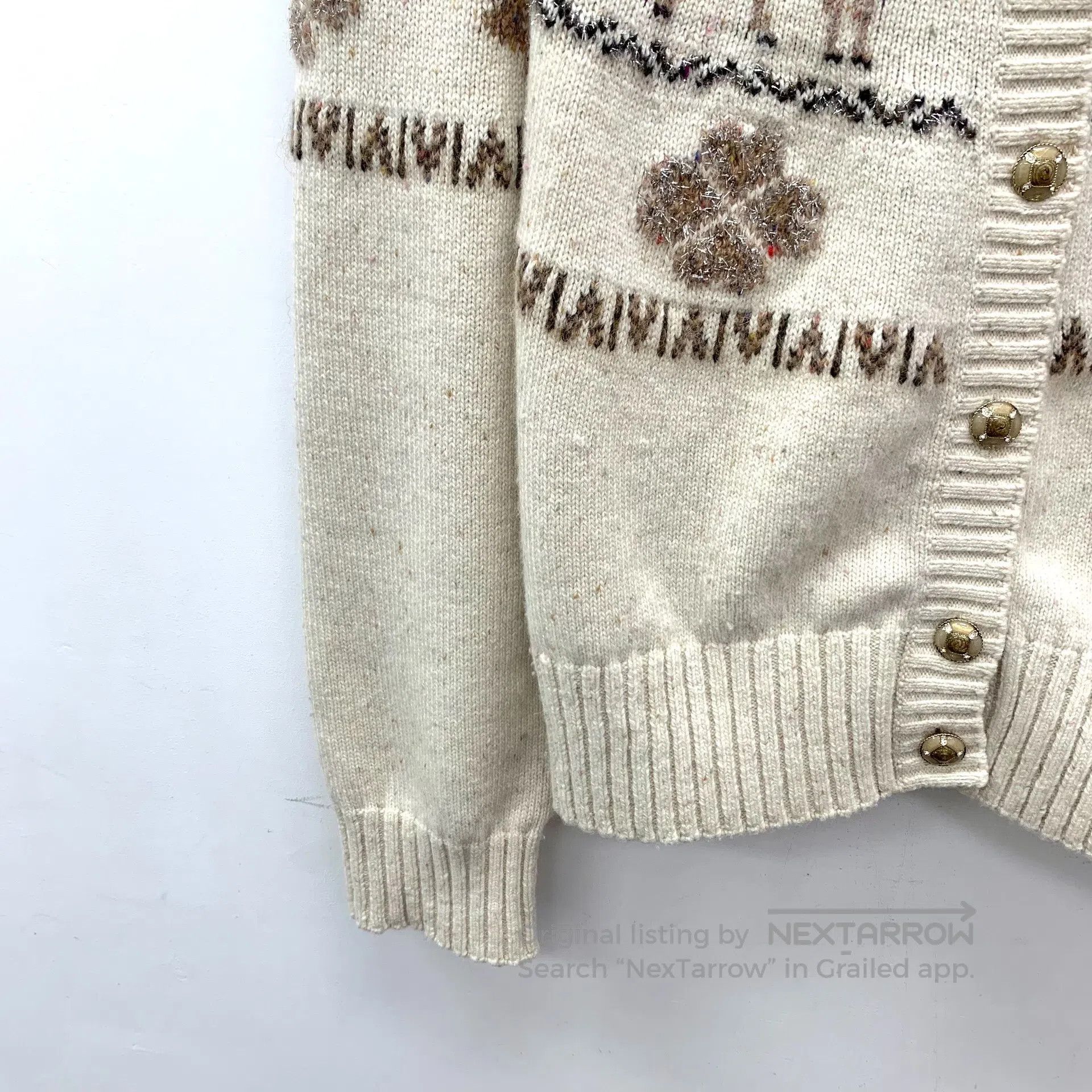 Chanel Chanel Beige Deer Snowflake Inlay Cashmere Round Neck Sing Size S / US 4 / IT 40 - 4 Thumbnail