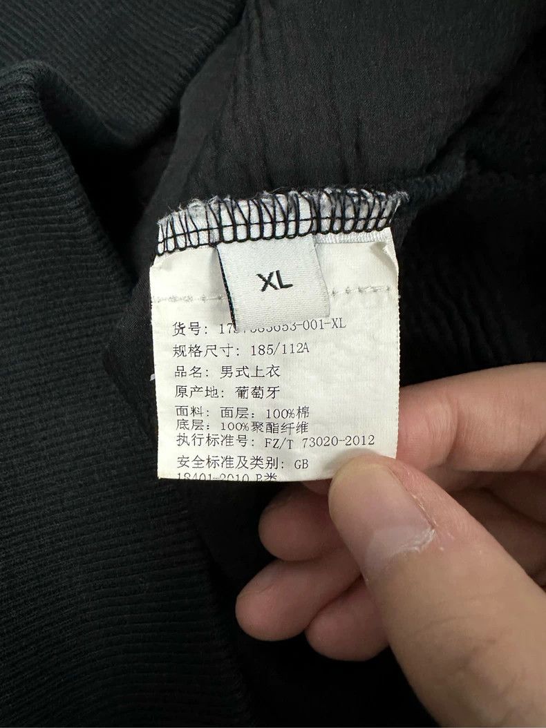 Givenchy Givenchy Red Letter Burnt-Out Destructive Hoodie Size US XL / EU 56 / 4 - 4 Thumbnail
