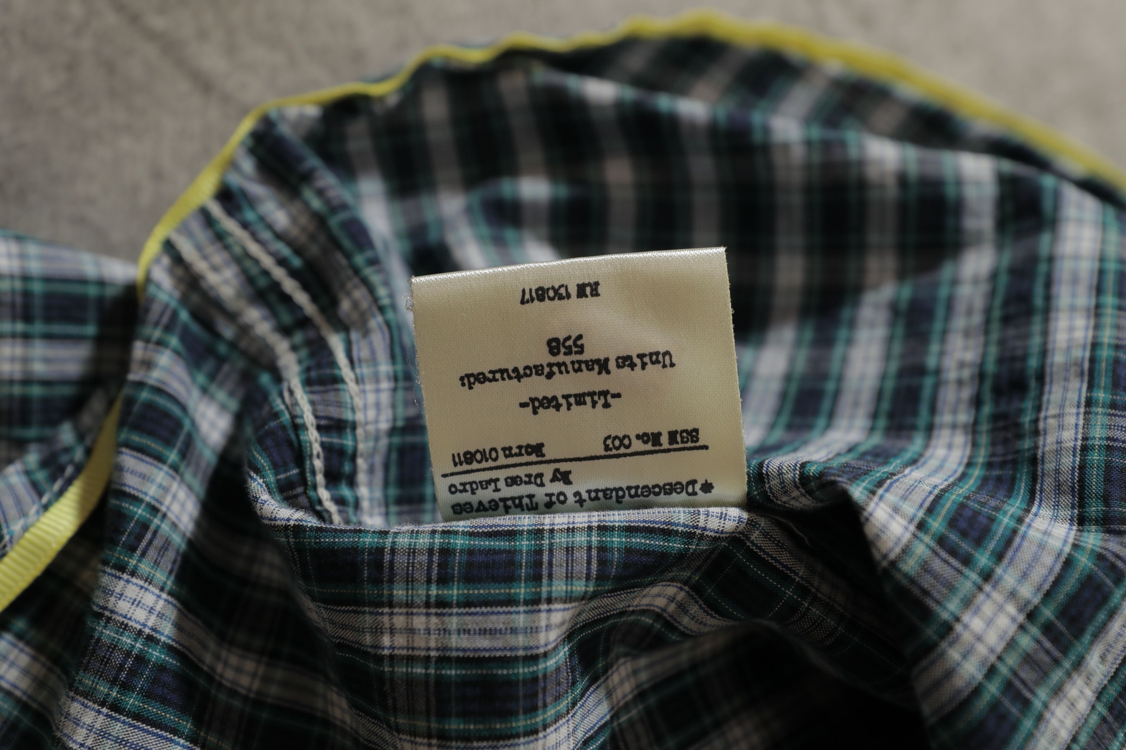 Descendant of Thieves Descendant of Thieves Flannel Buttondown (L) Size US L / EU 52-54 / 3 - 14 Thumbnail