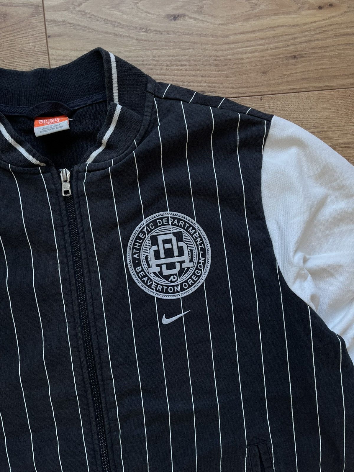 Nike 00’s NIKE ATHLETIC DEPT RETRO Y2K SWOOSH LOGO TRACK JACKET Size US L / EU 52-54 / 3 - 2 Thumbnail