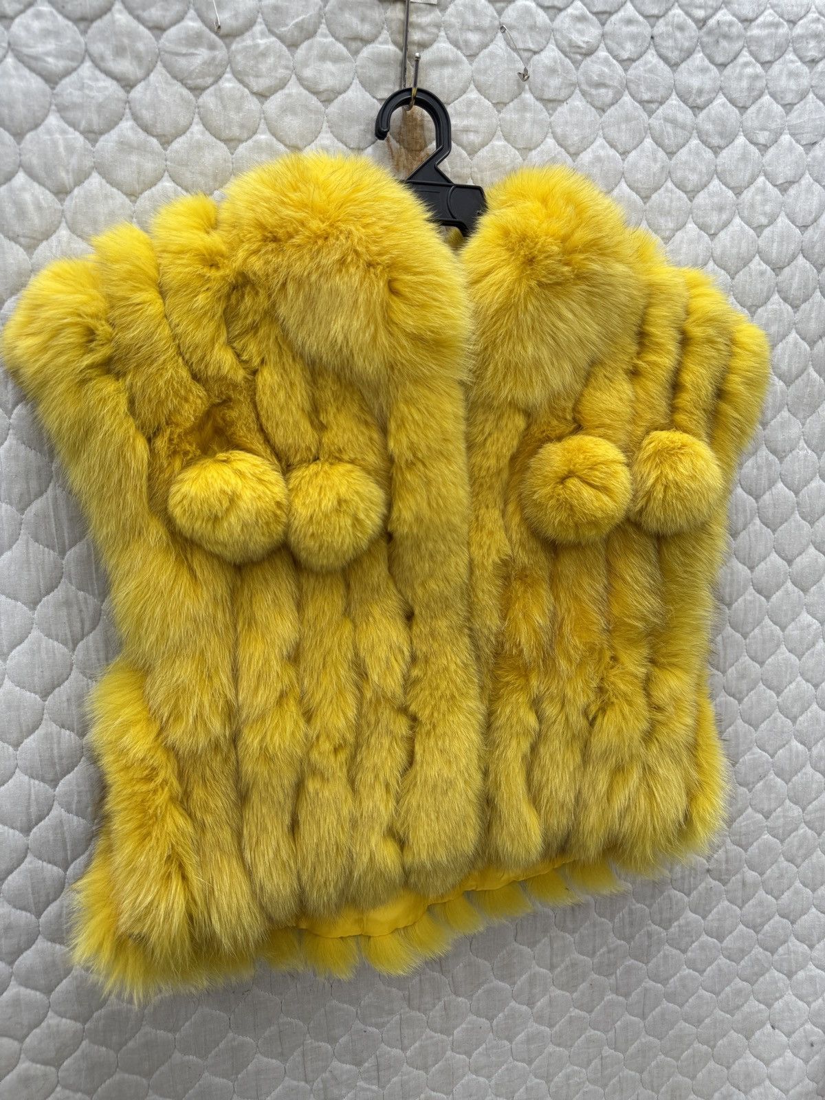 Japanese Brand 🔥🔥🔥STEALS ROTINY CASUAL FUR Size M / US 6-8 / IT 42-44 - 2 Thumbnail