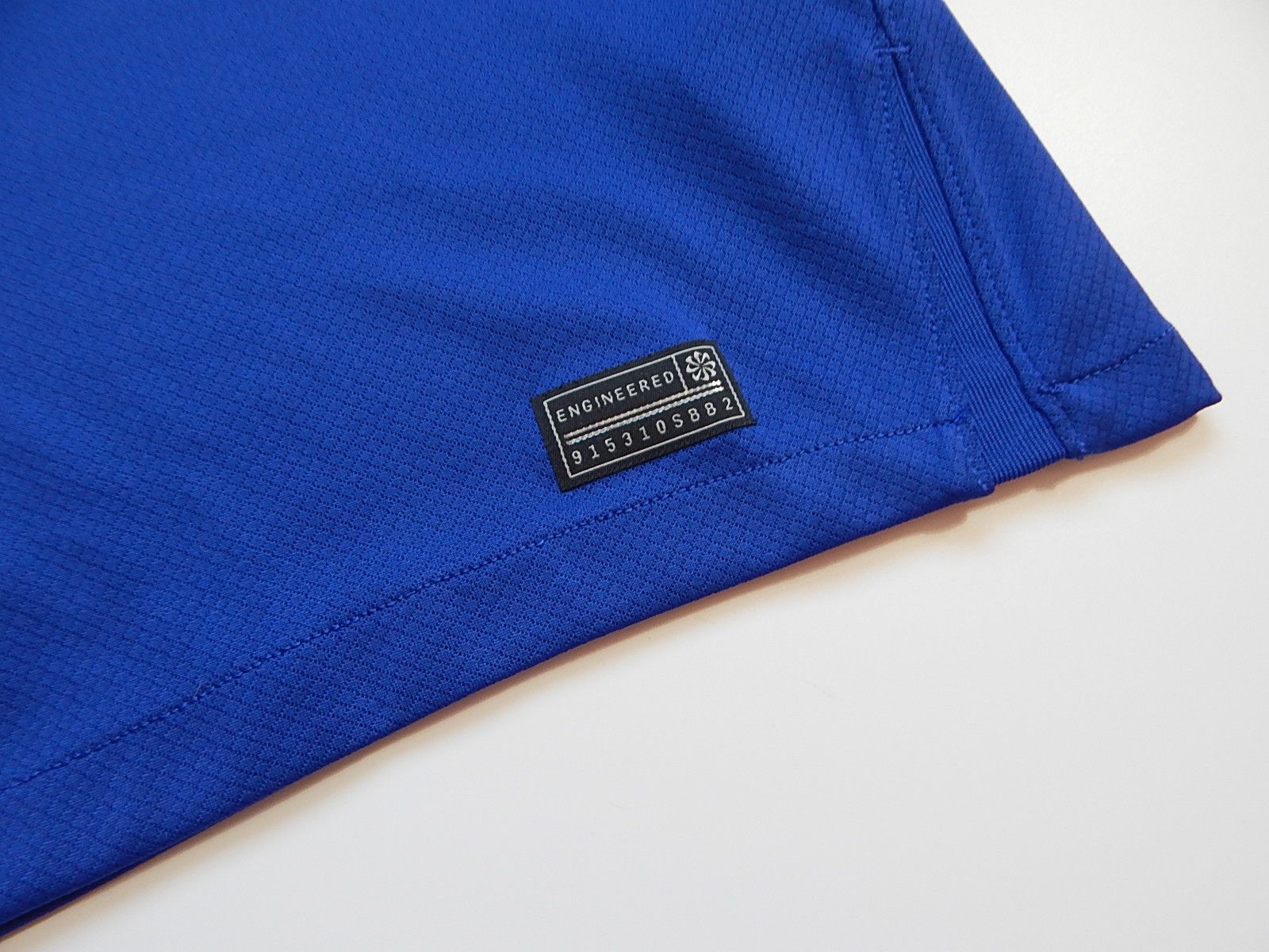 Chelsea Soccer × Nike chelsea london 2023-2024 home kit nike kids jersey Size US S / EU 44-46 / 1 - 3 Thumbnail