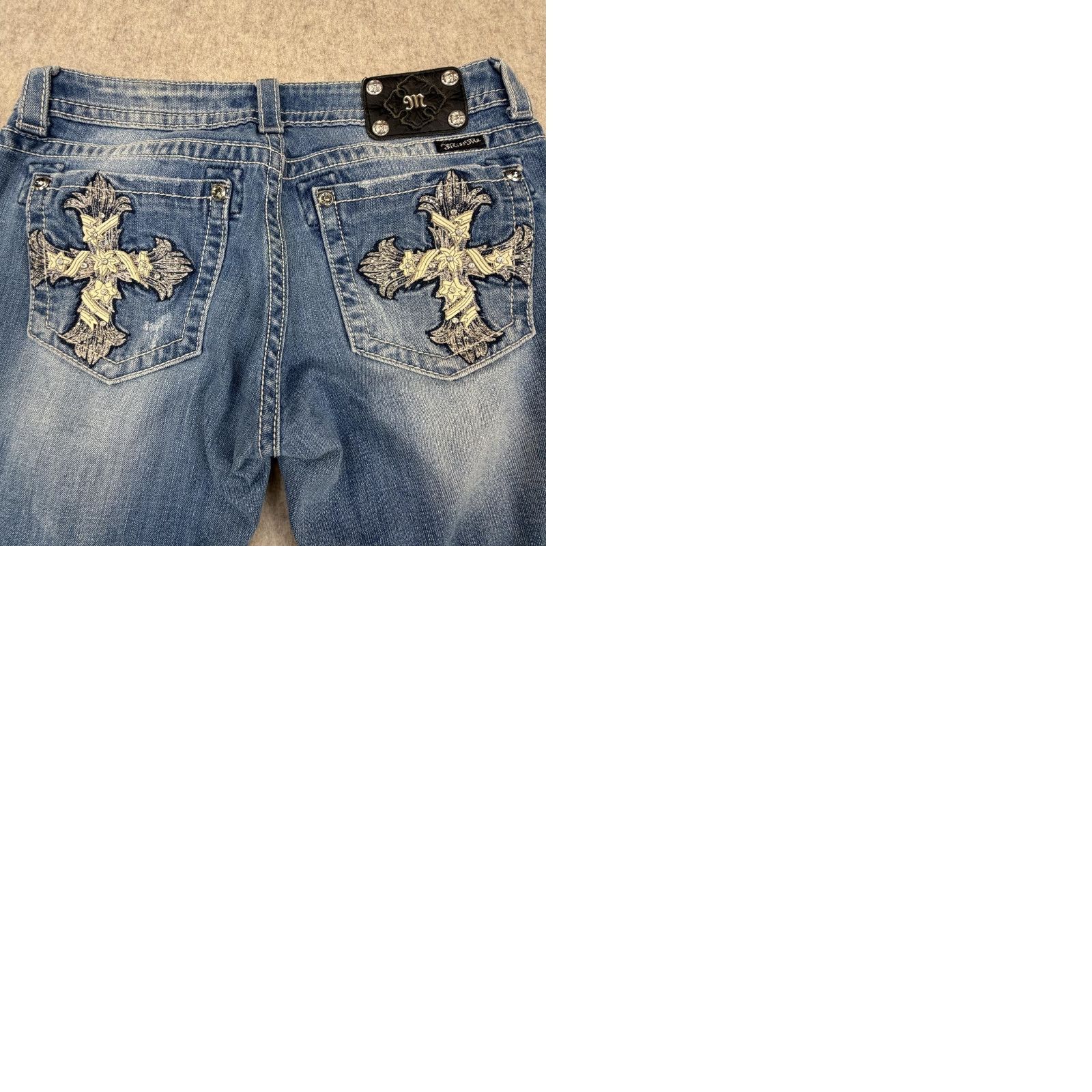 Miss Me Miss Me Bootcut Jeans Womens 31 Distressed Pockets Rhinestone Denim Blue 31 Inseam Jeans Women Bling VINTAGE Size 24" / US 00 / IT 34 - 11 Thumbnail
